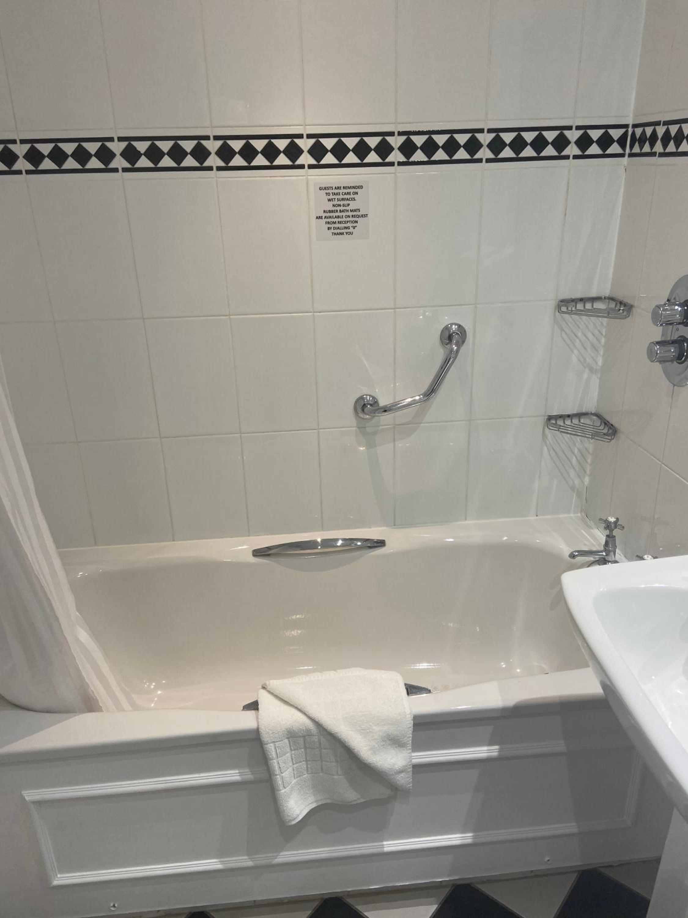 Hatherley Manor Hotel & Spa