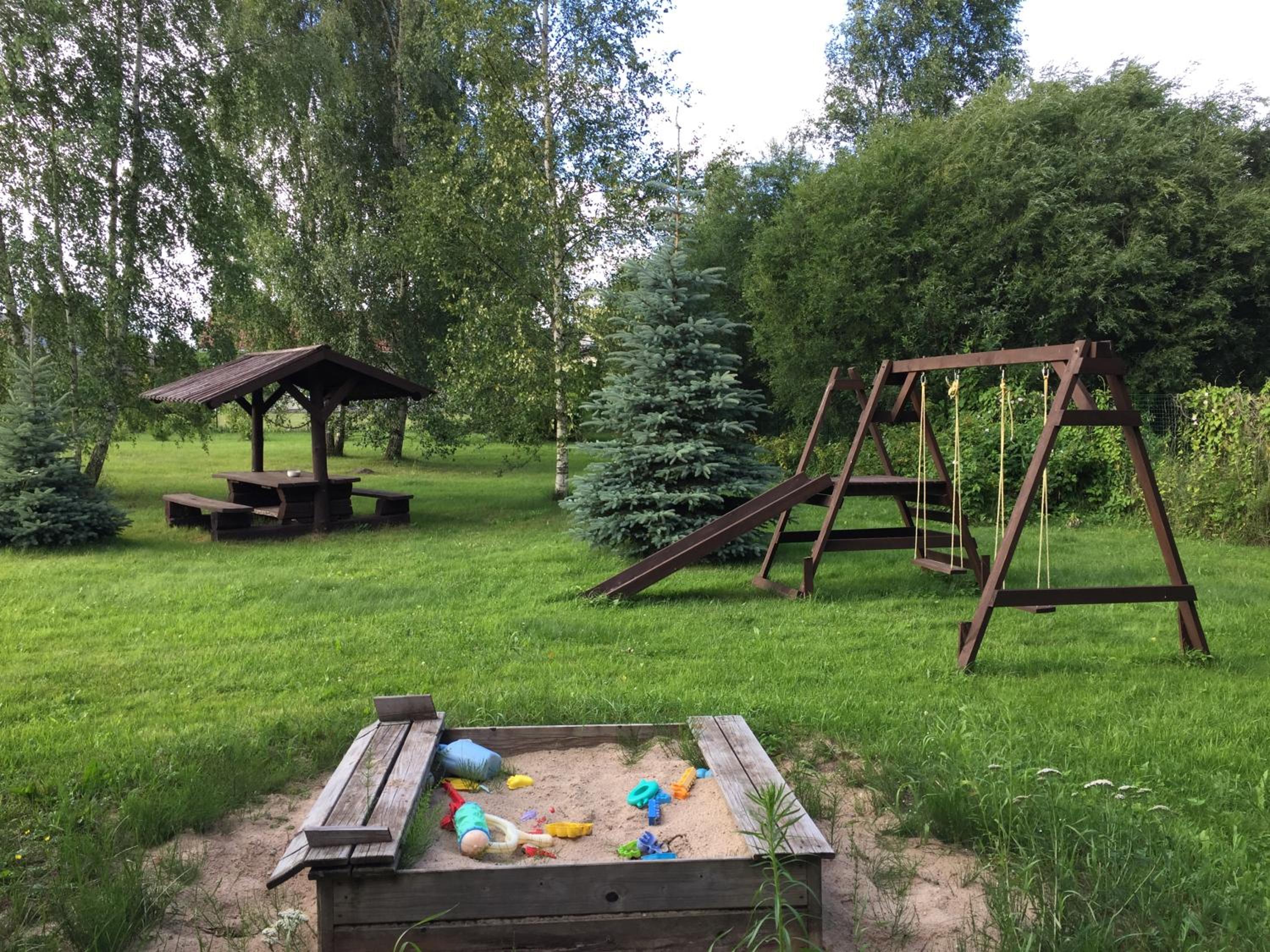 Photo 6