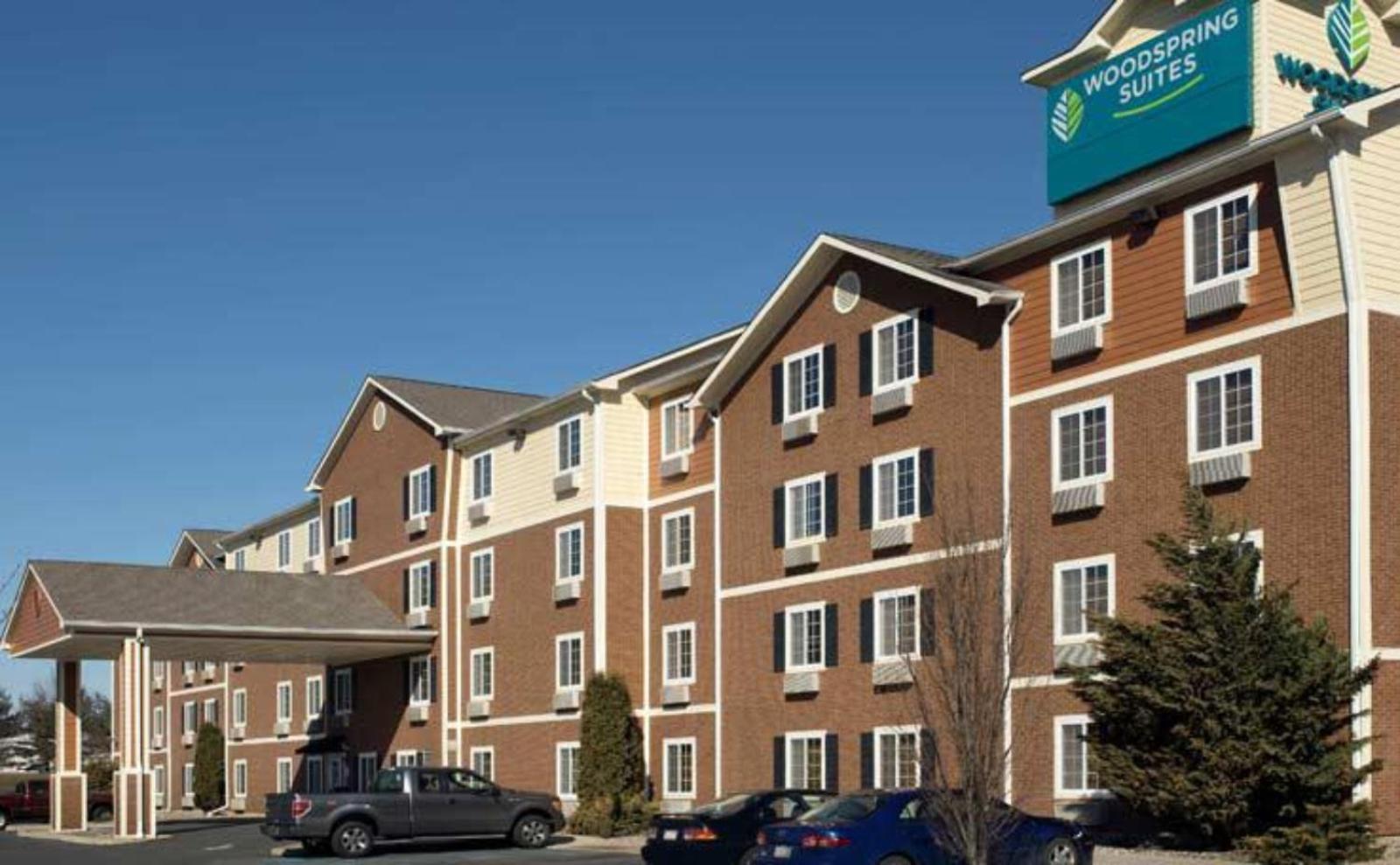 Bethlehem Vacations - WoodSpring Suites Allentown Bethlehem - Property Image 11