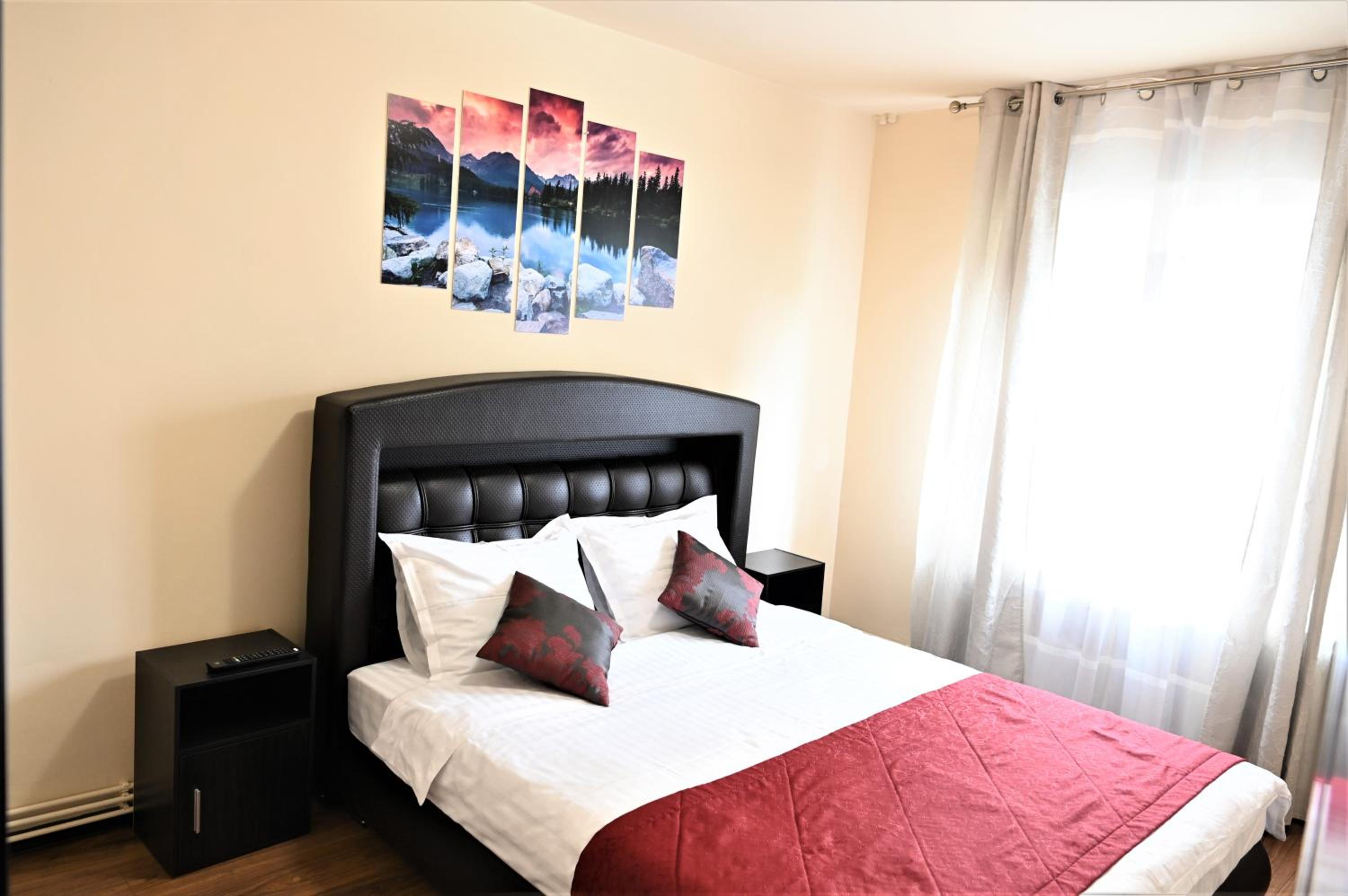Marin Hotel Apartment view 4