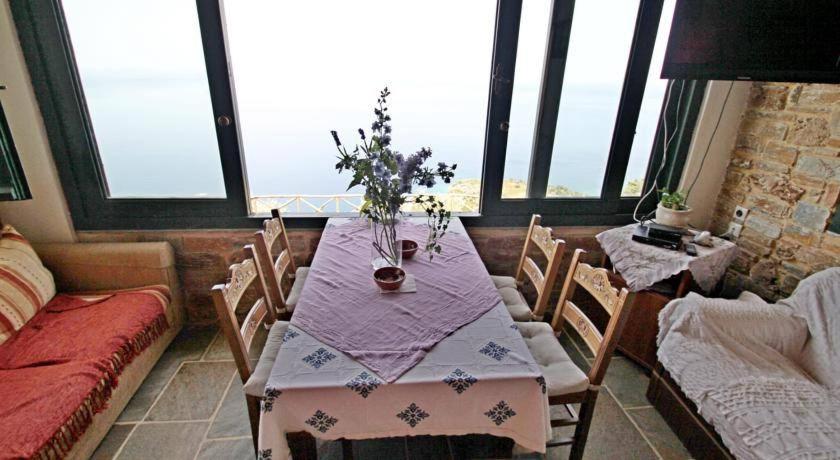 Villa Armonia view 3