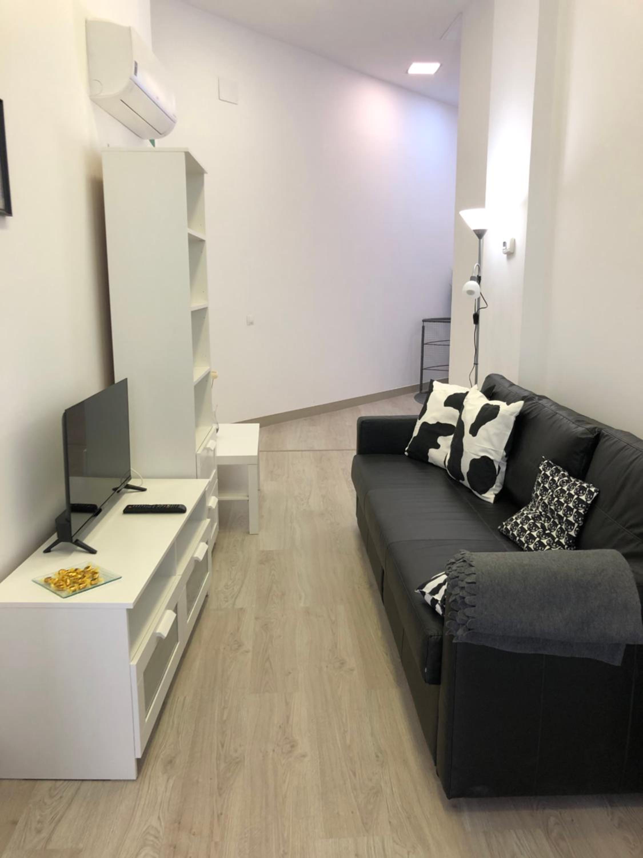 L&G Madrid Apartments