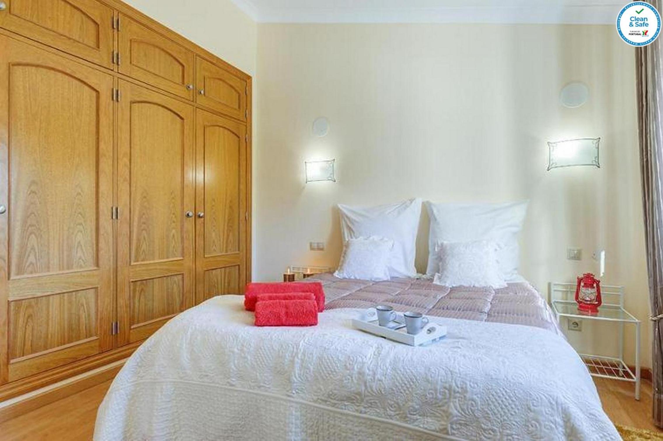 Villa Mikael - Free Wi-Fi - Aircon - Private Pool by bedzy view 2