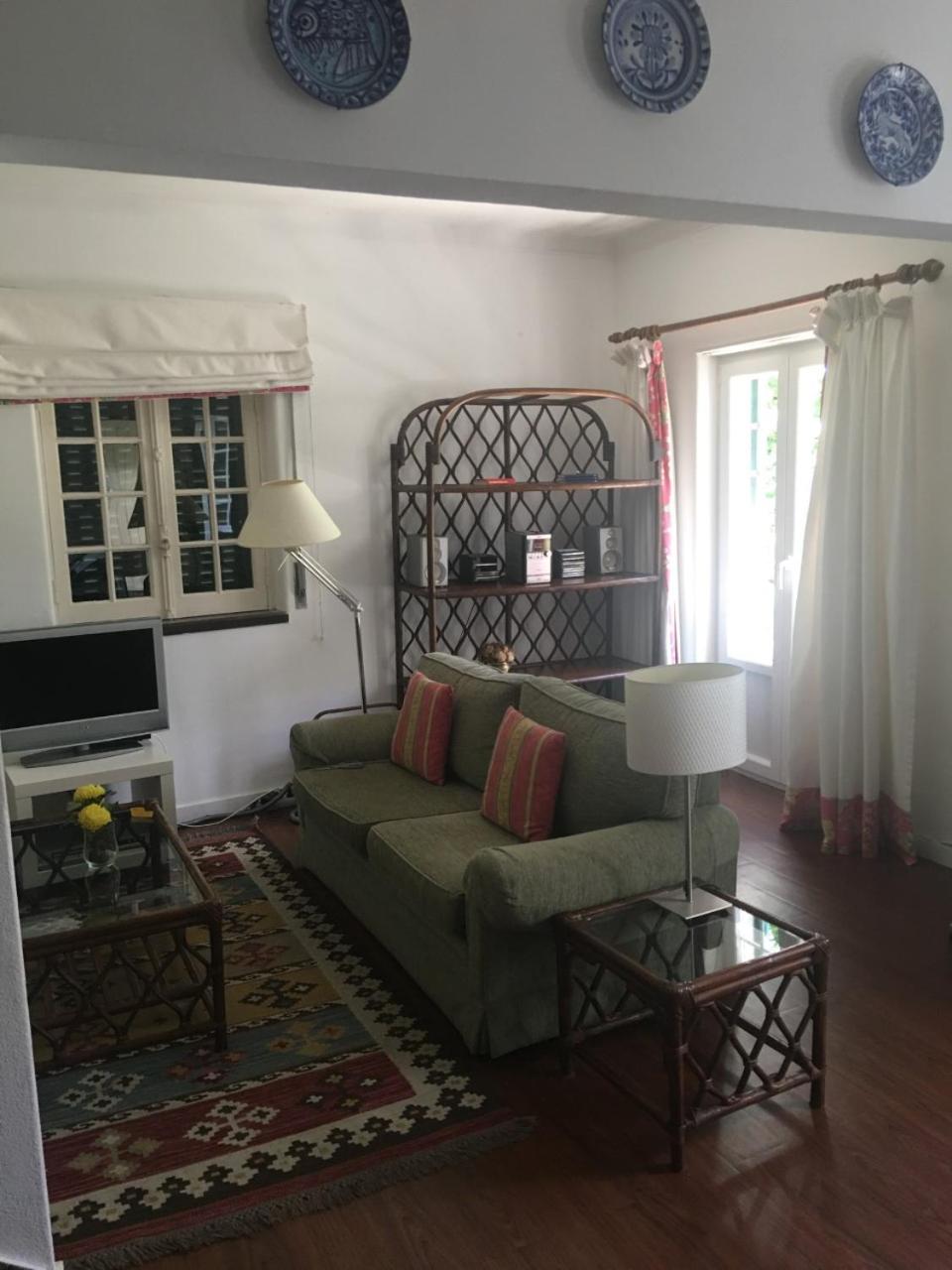 3 Bedroom Town House - Historic Centre of Cascais. 100 mts from the beach and centre of Cascais view 4
