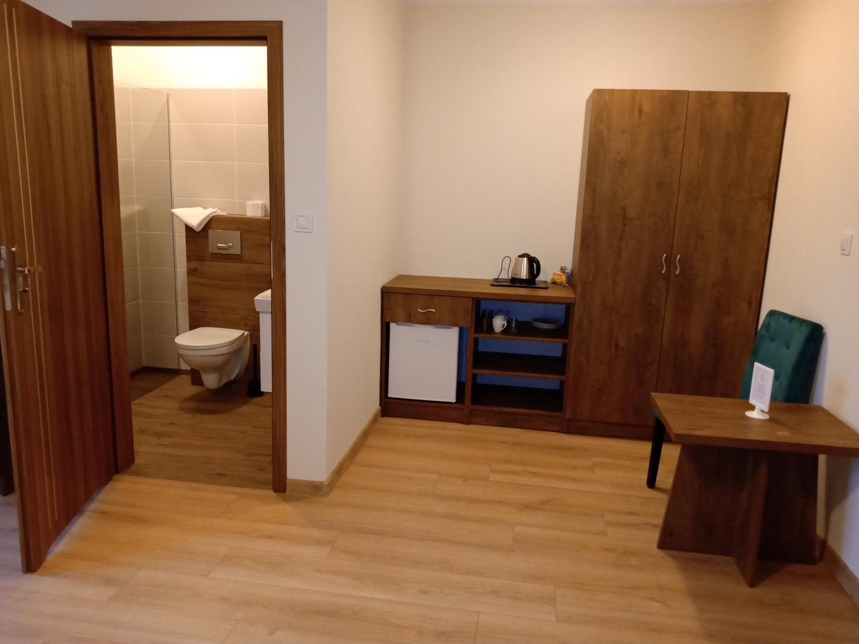 Photo 9