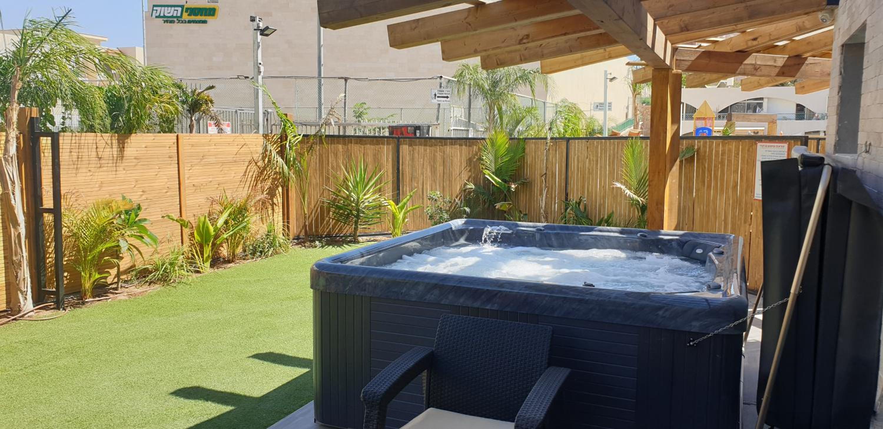 Avshalom Holiday Apartments view 4