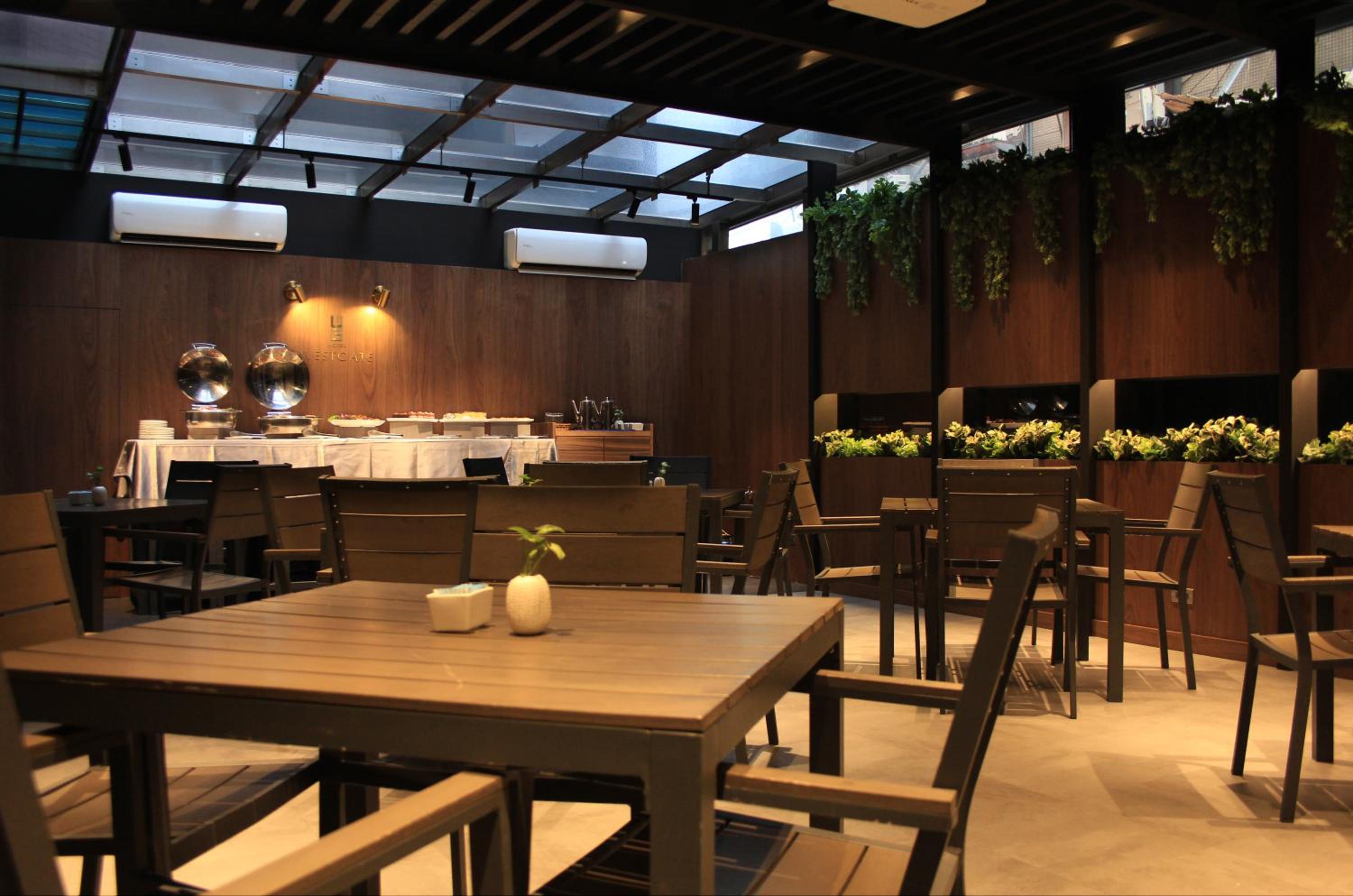 WESTGATE Hotel 18
