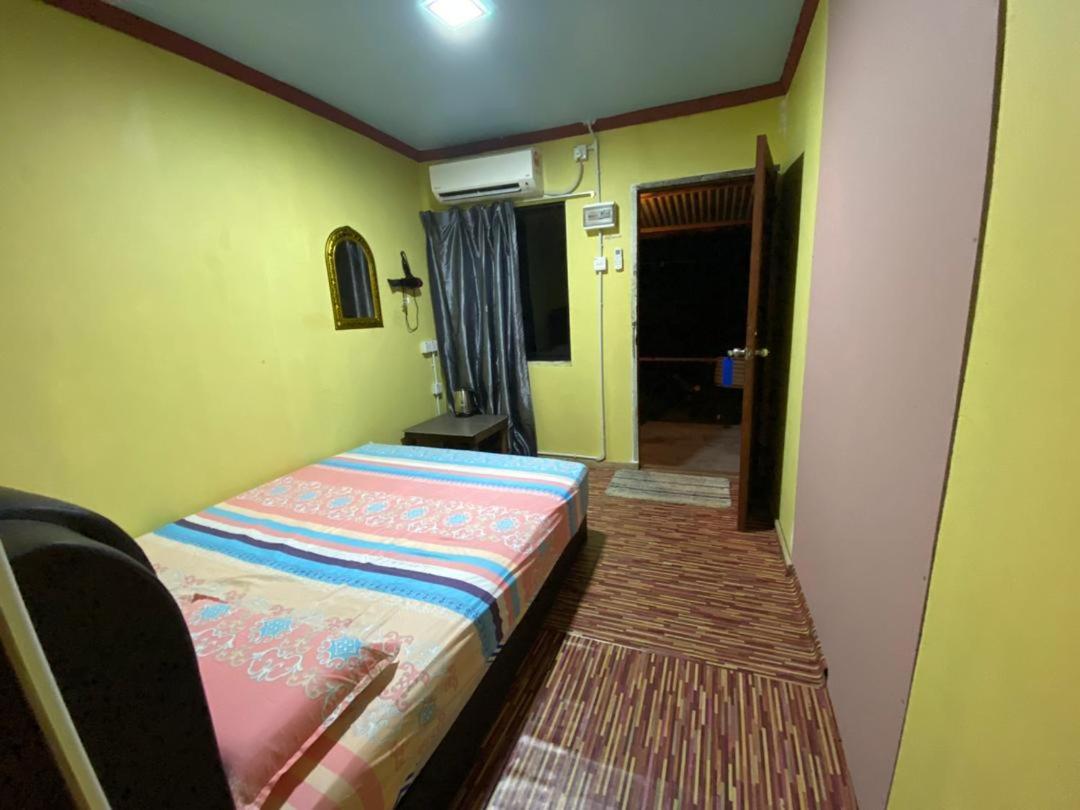 juara seaview chalet, kampung juara photo 5