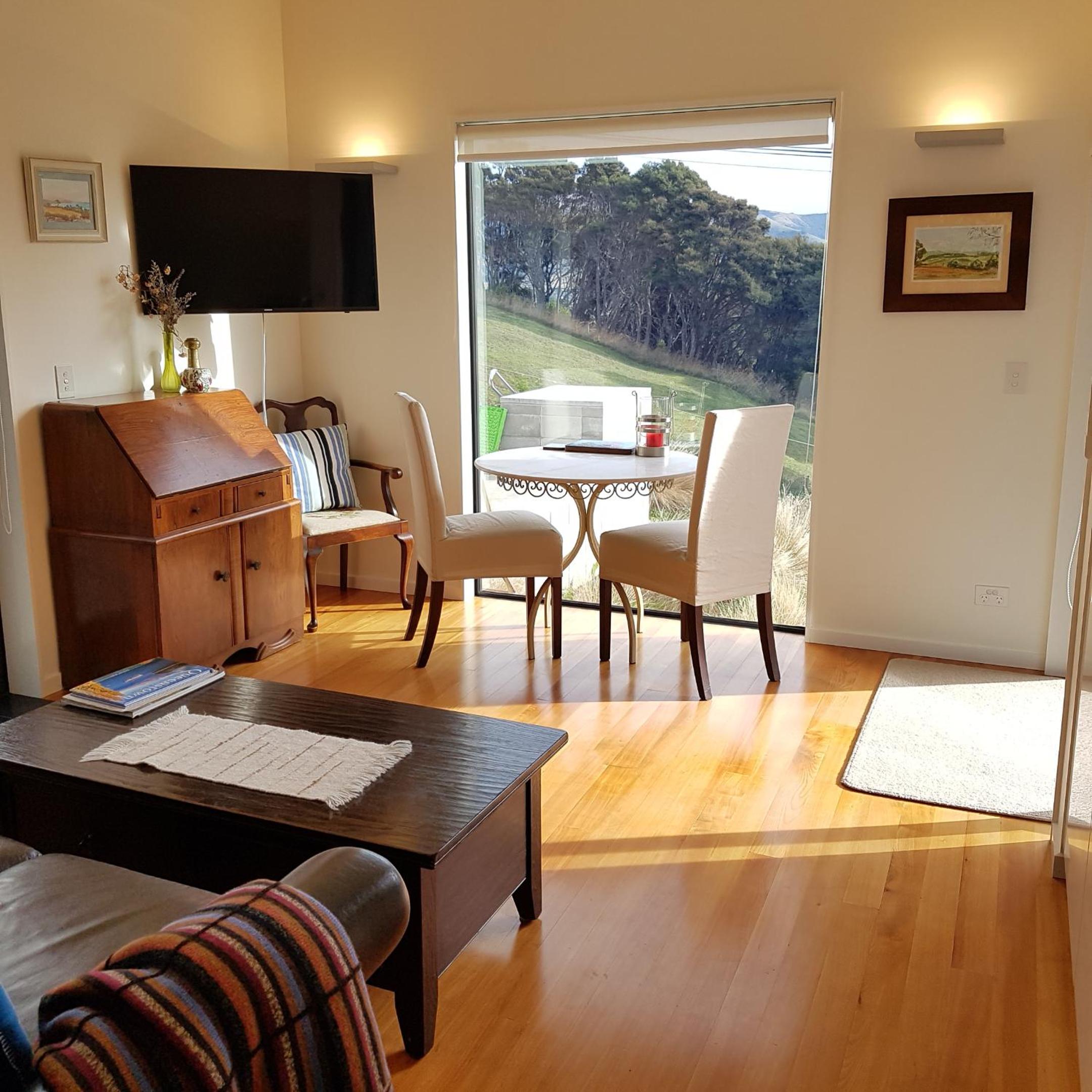The Rectangle Apartment, Akaroa view 3
