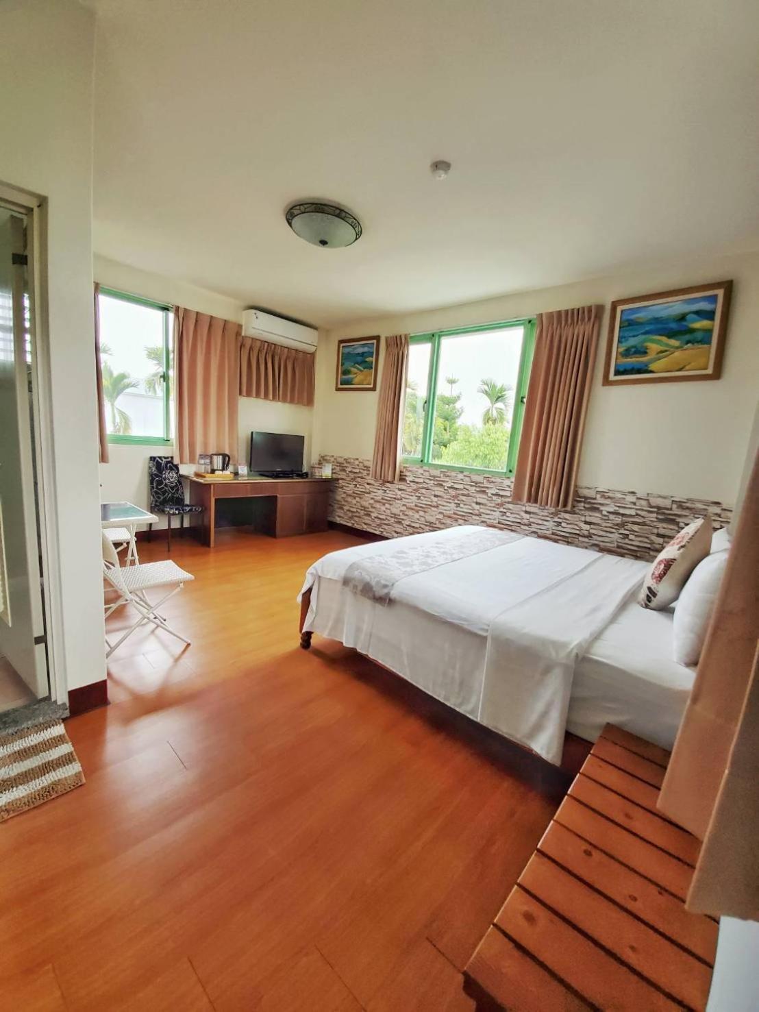 Pulicity Villa B&B