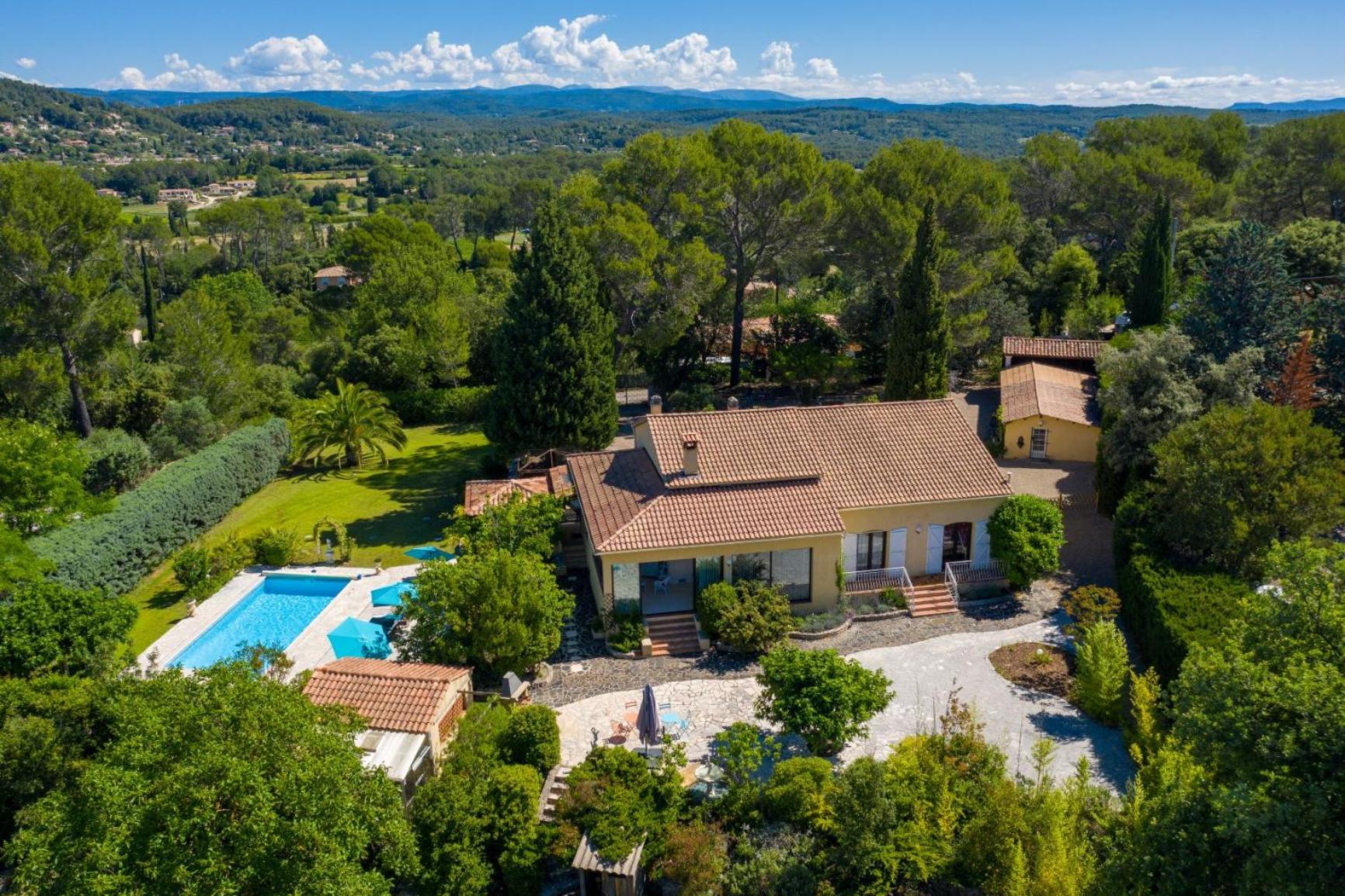 Hôtes'Antic Provence view 3