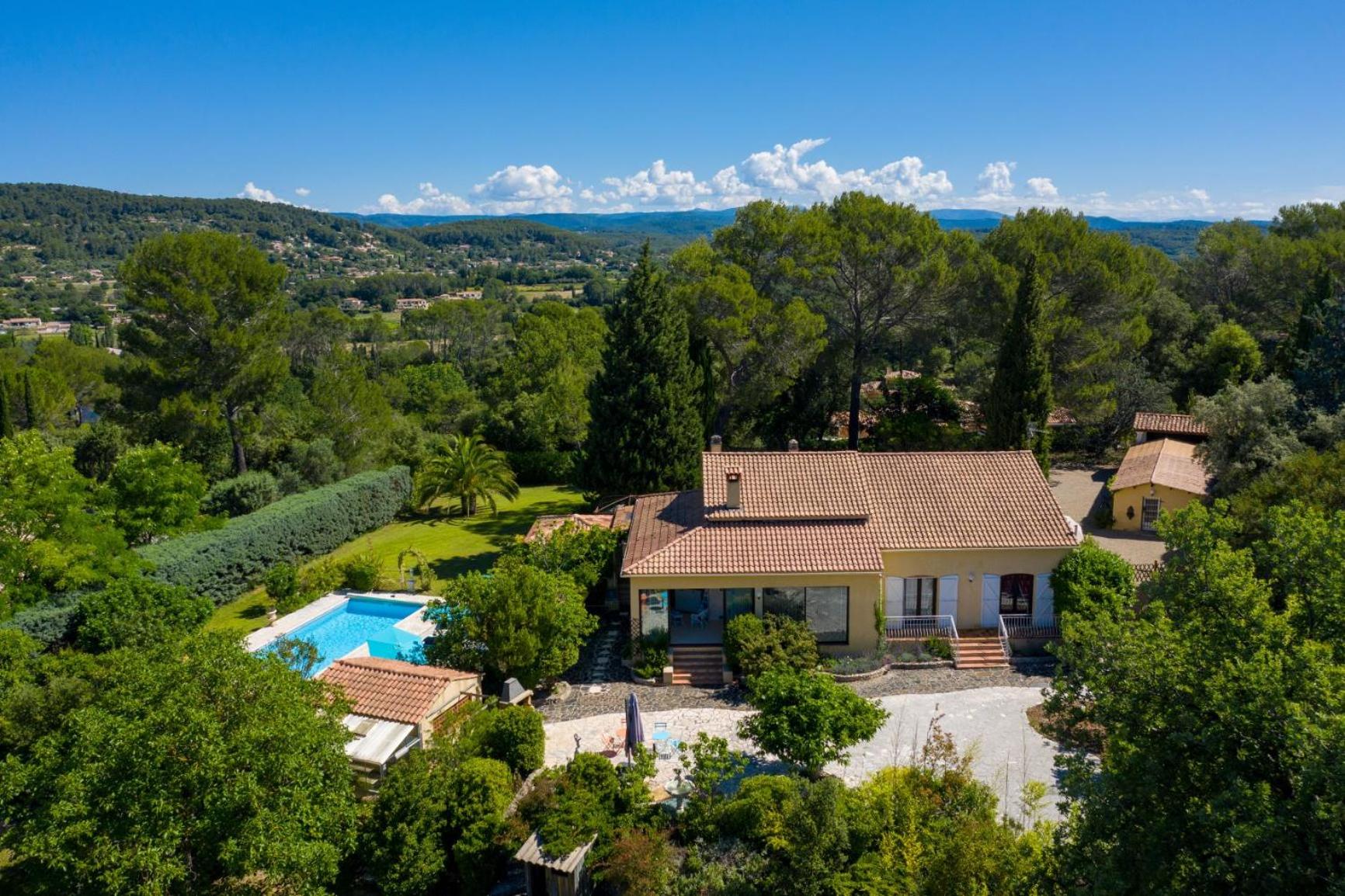 Hôtes'Antic Provence view 2