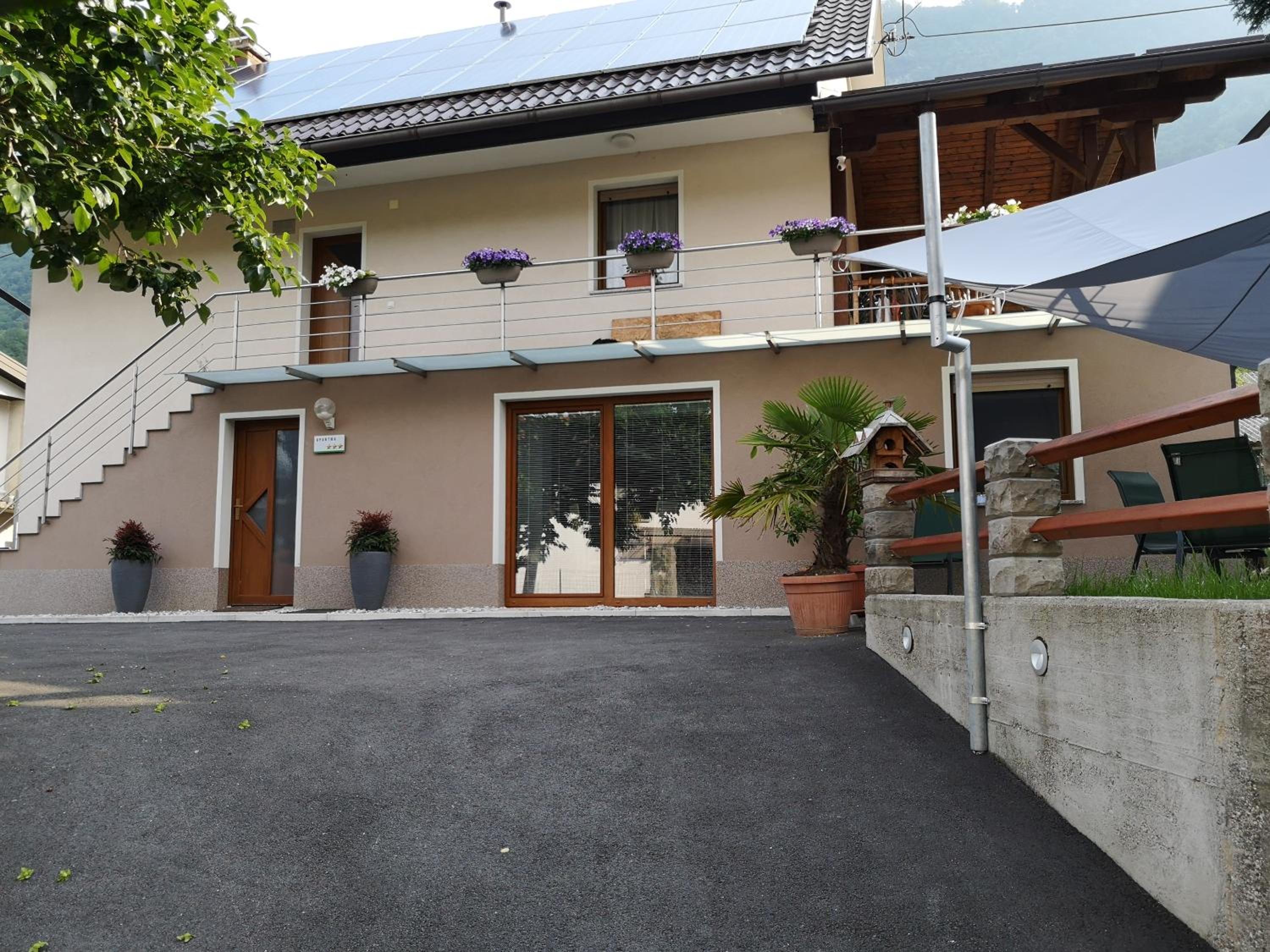 Photo 43