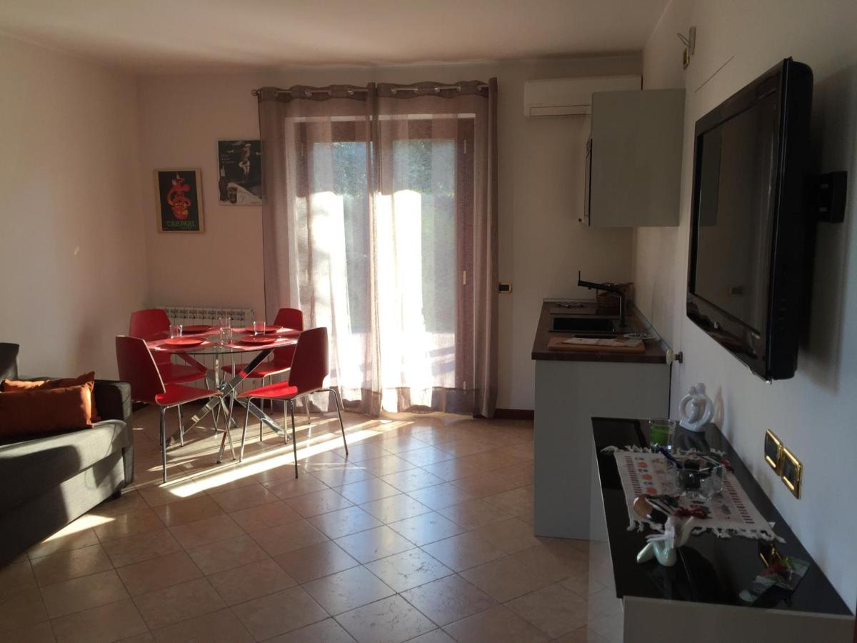 Etna, mare e verde (double room in villa) view 5