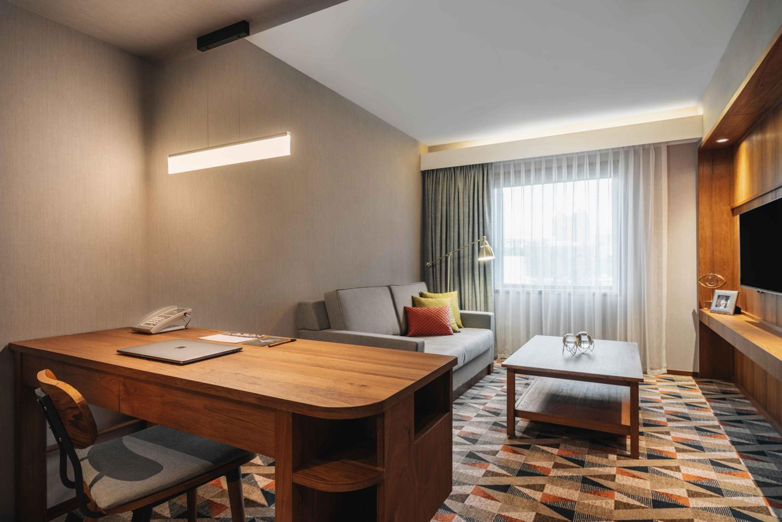 Eaton HK - Langham Hospitality Group