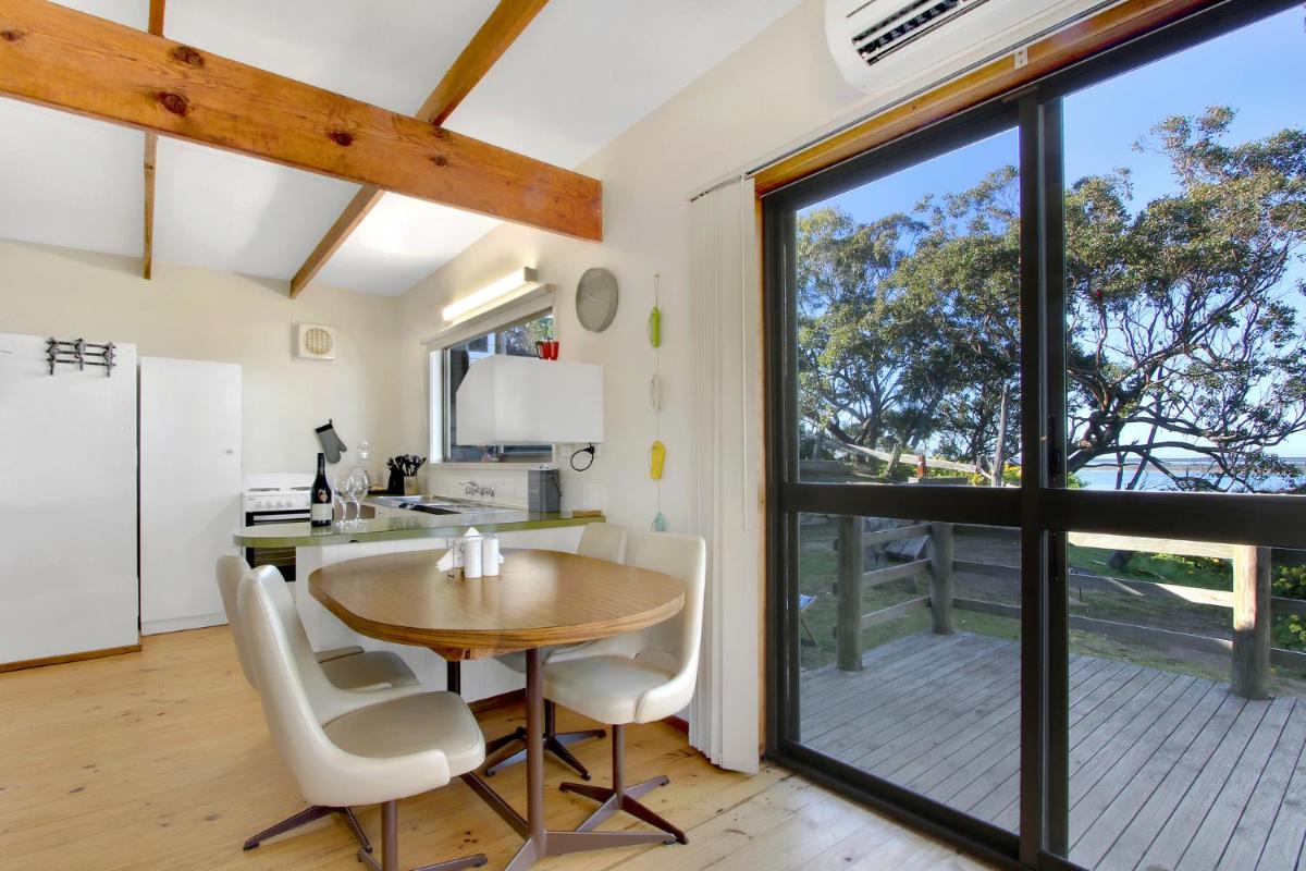 Jetty Road Retreat