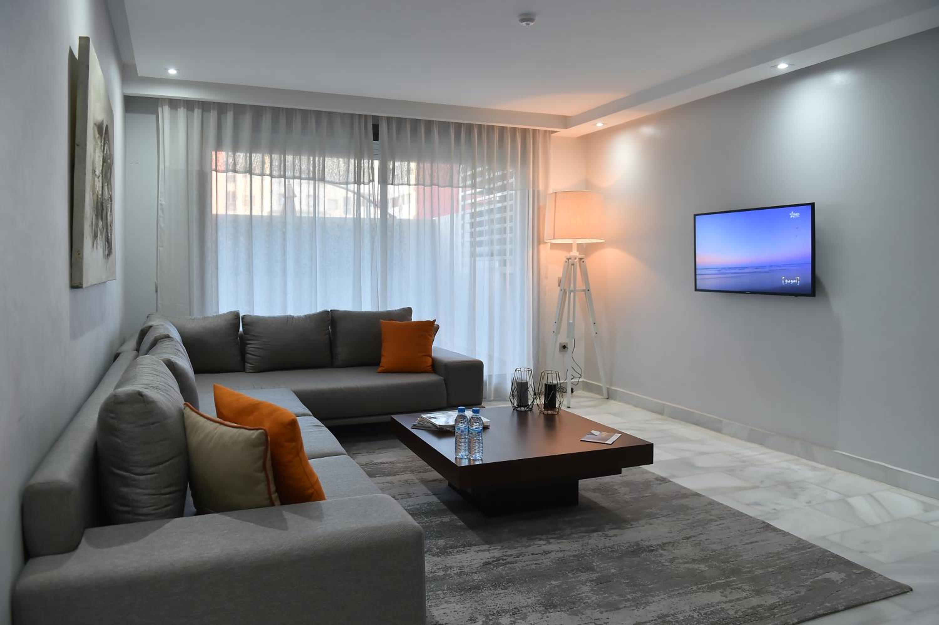 Le Yacht Suites Hotel photo 3