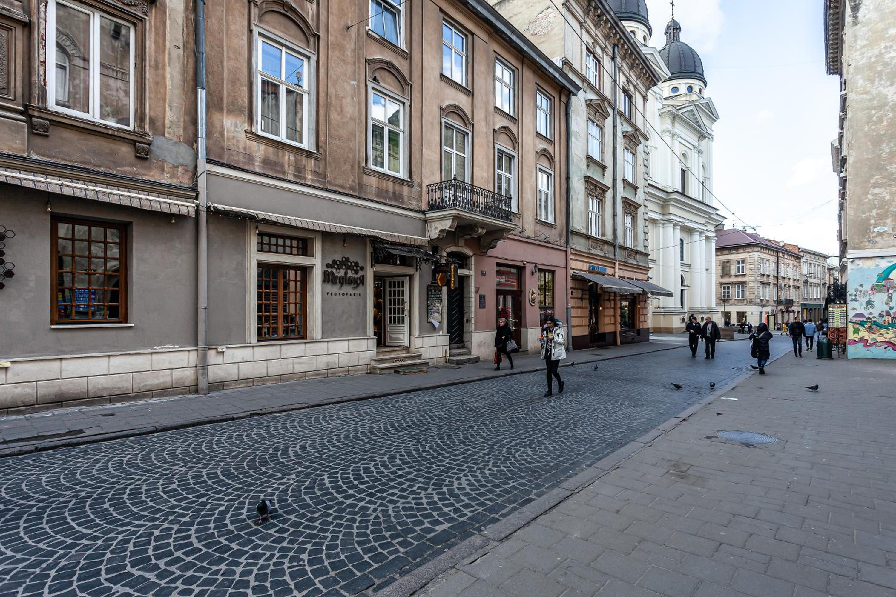Lviv AP 17 view 4