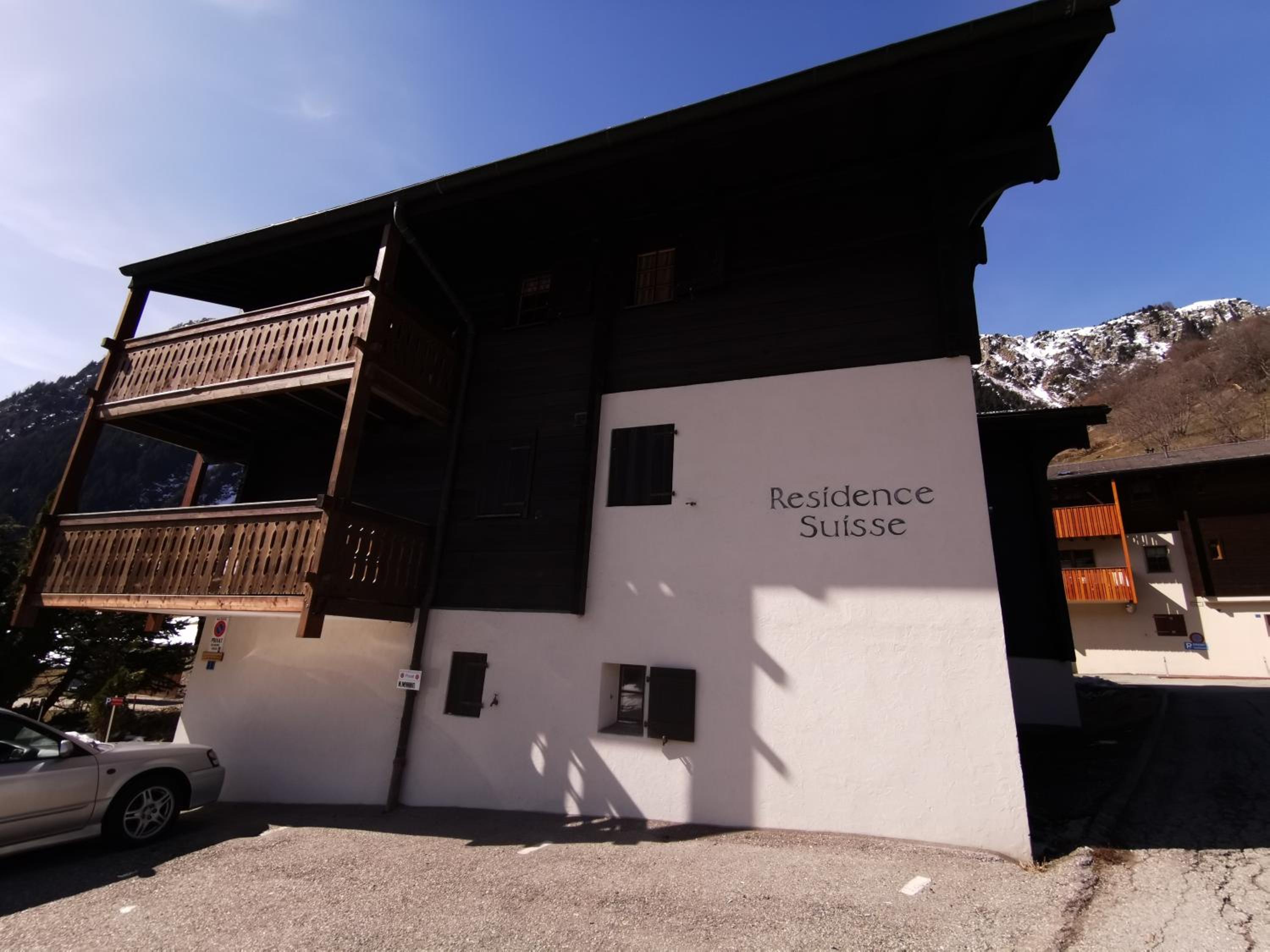 Residence Suisse RS1 view 2