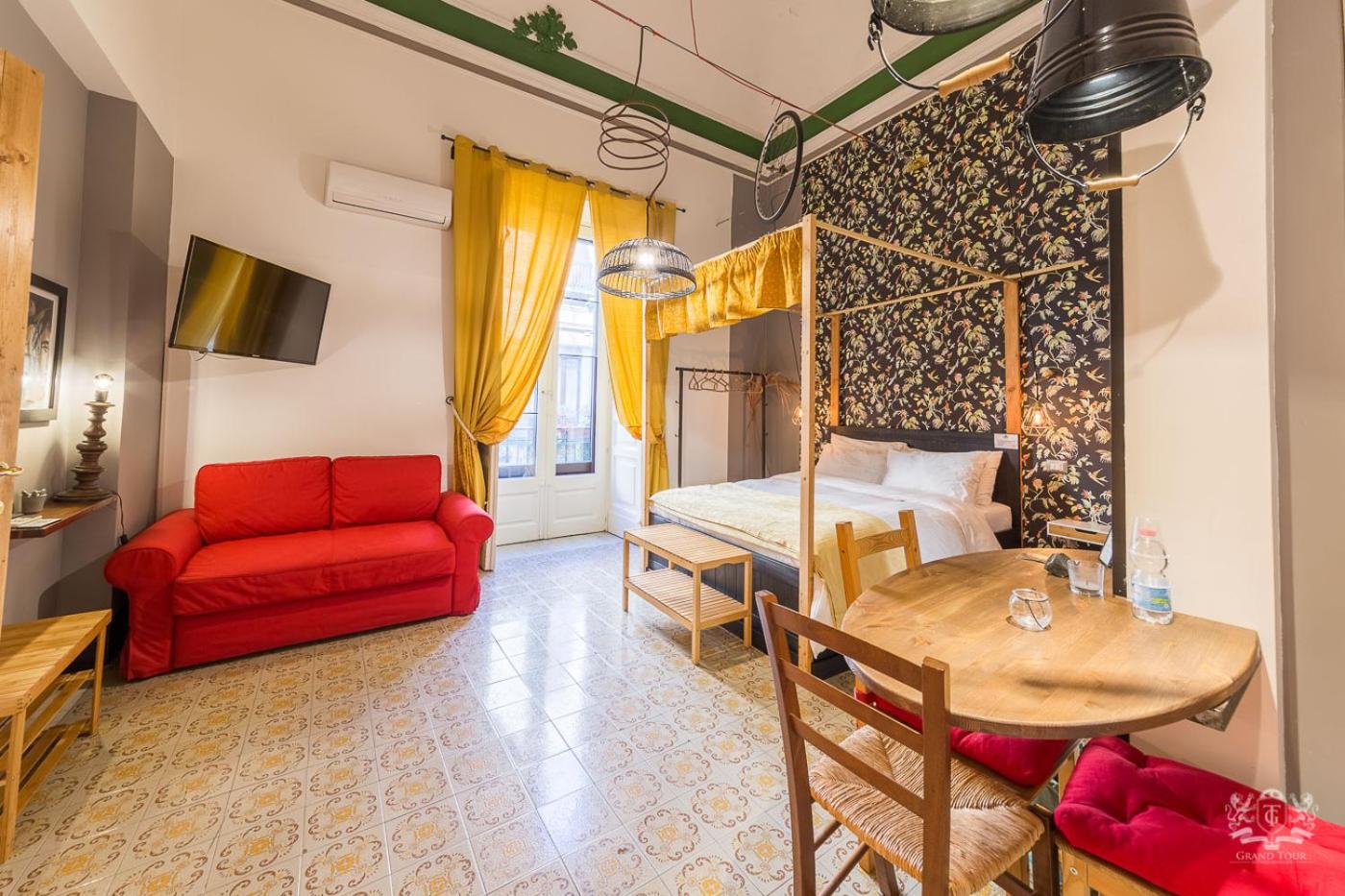 Grand Tour Design Guest House Catania Self Check-in view 3