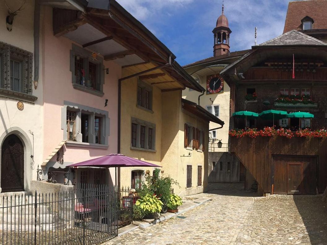 Au soleil de Gruyères chez Chantal