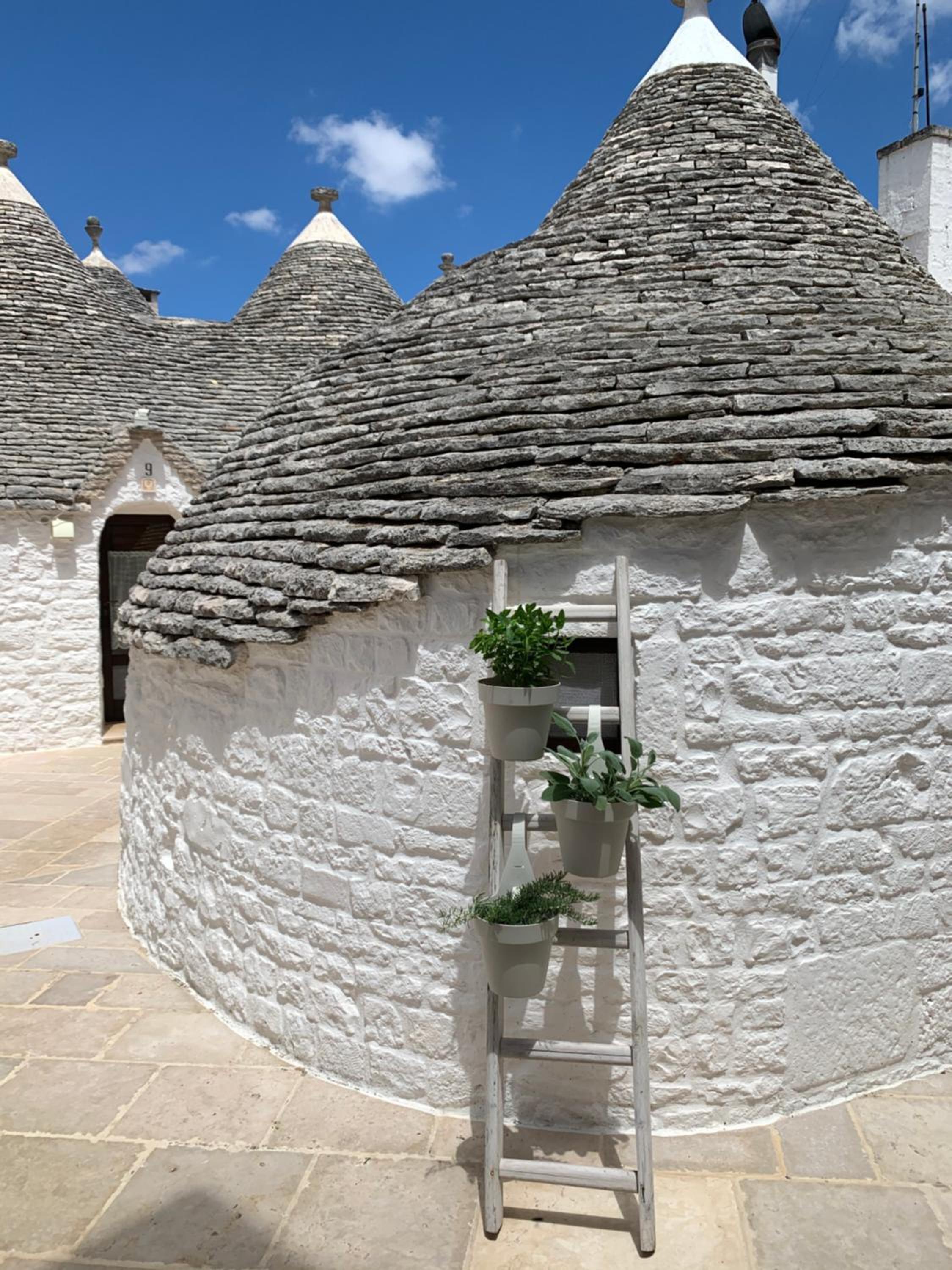 Trulli Family - Trulli&Cummerse