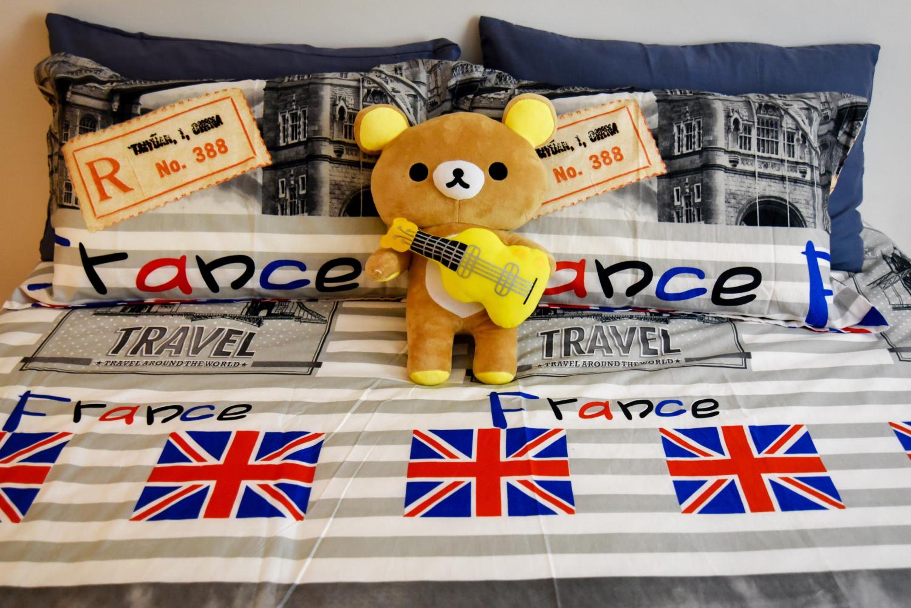 Photo 10