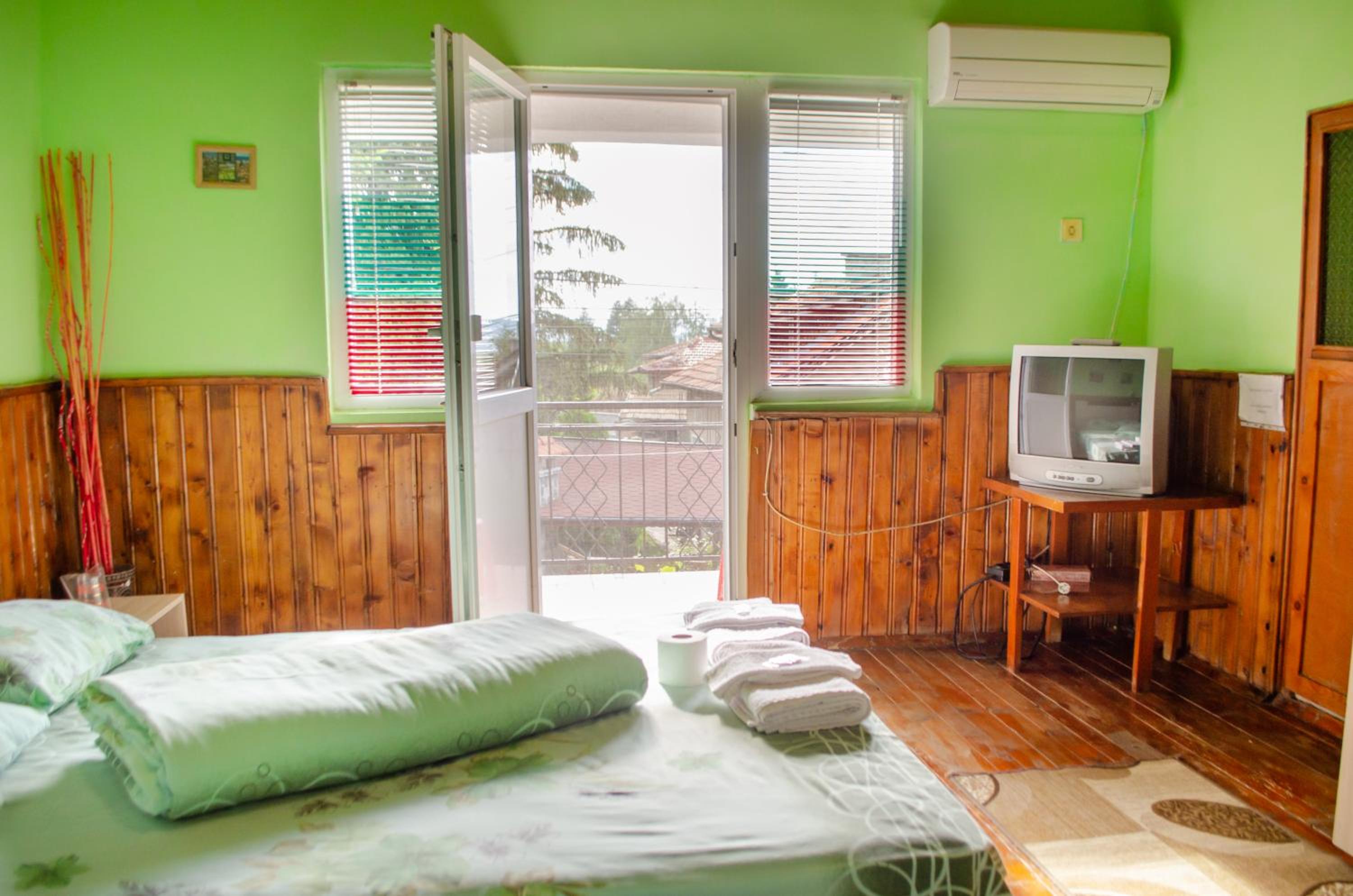 Danailovi Guest House