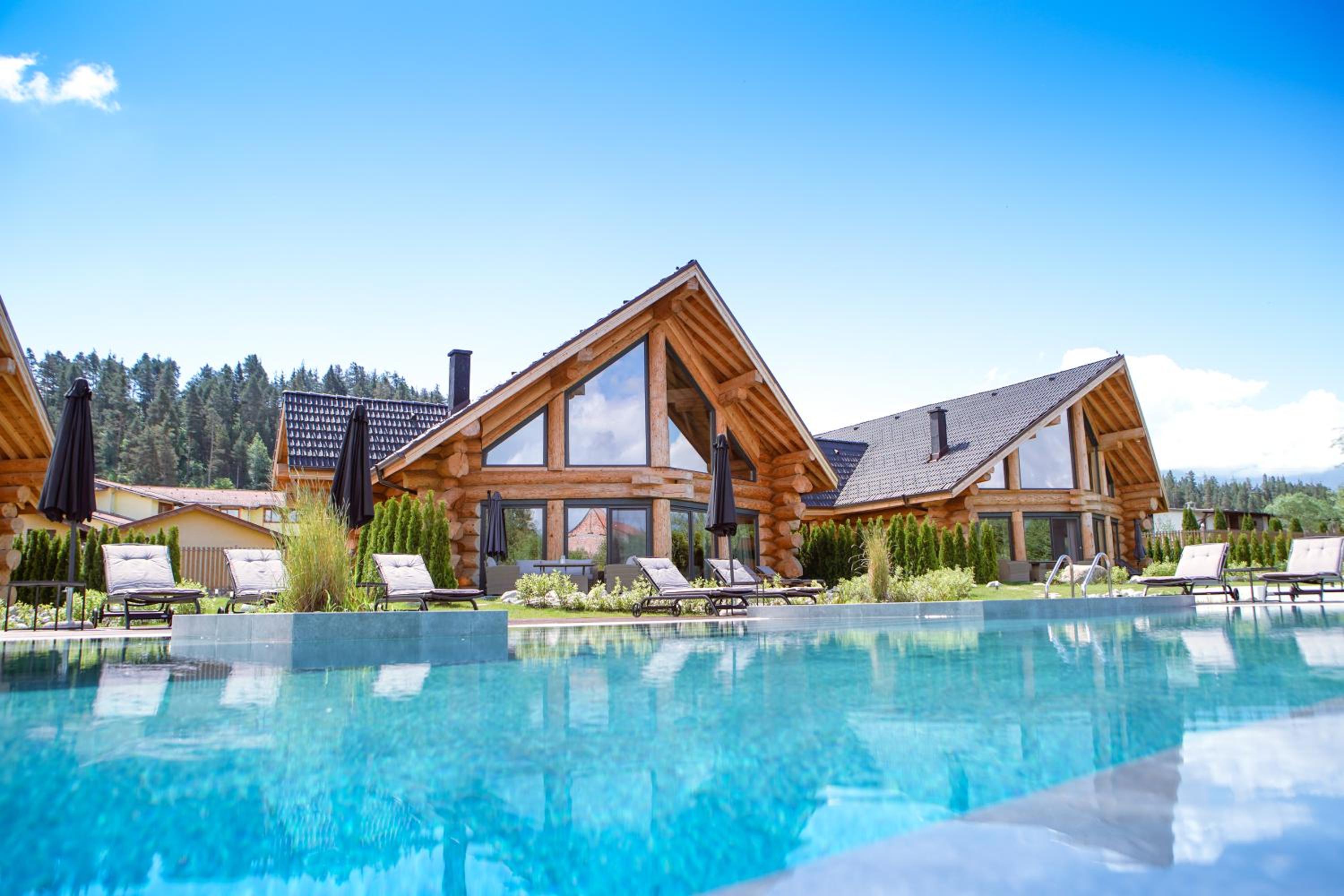 Hotel Alpina Luxury Chalets