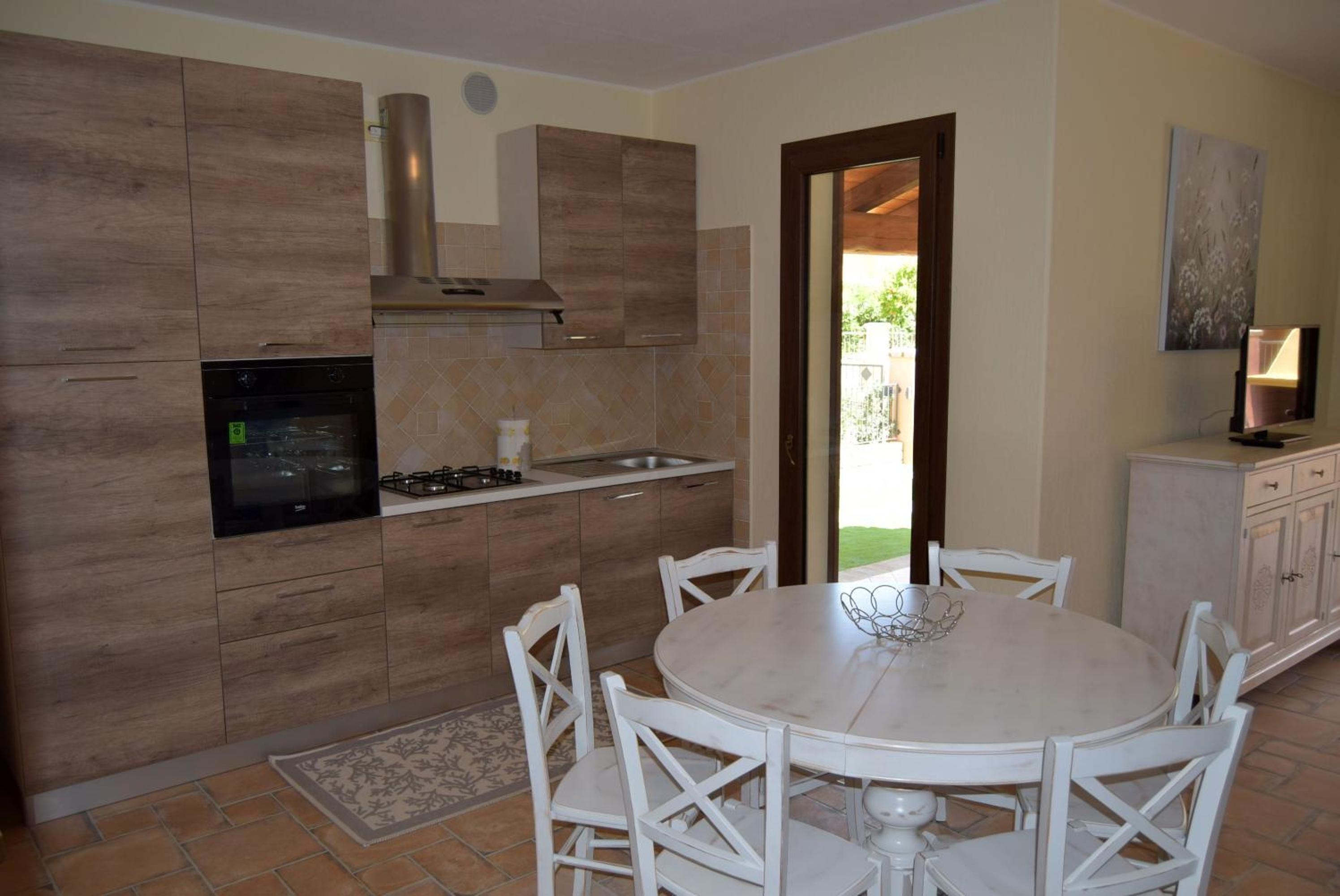 casa AGORA By La Via Del Mare Viaggi e Vacanze view 4