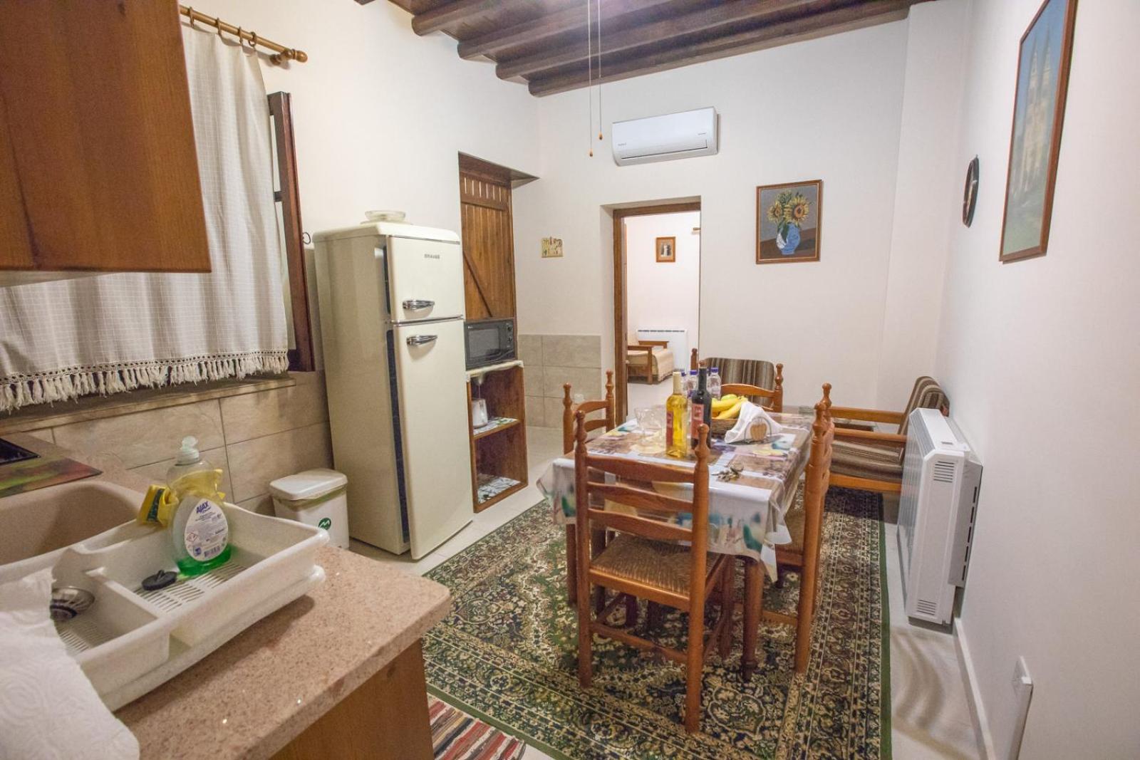 Iosiphis Stonebuilt House