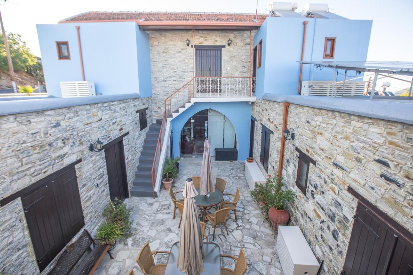 Iosiphis Stonebuilt House