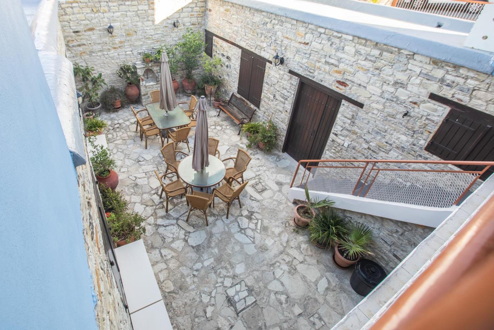 Iosiphis Stonebuilt House