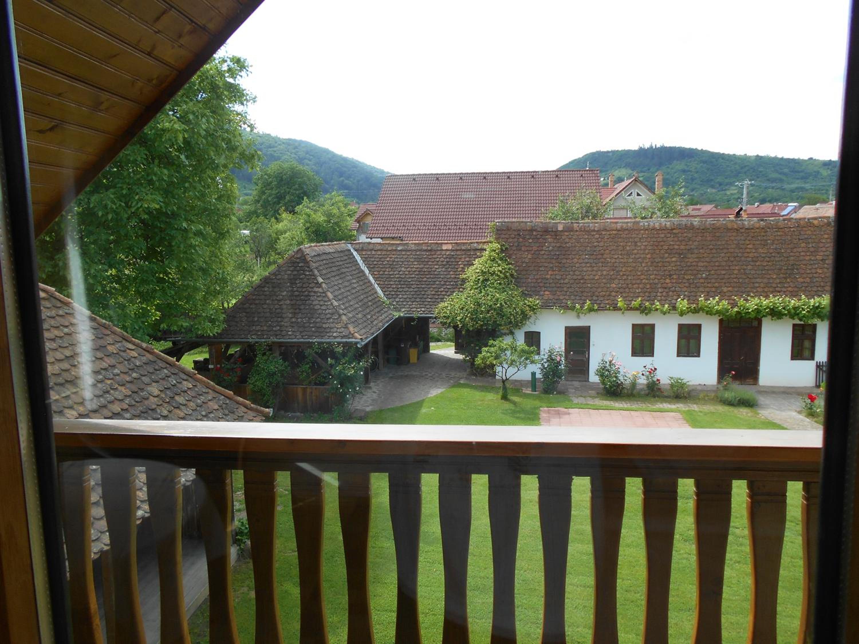 Photo 47