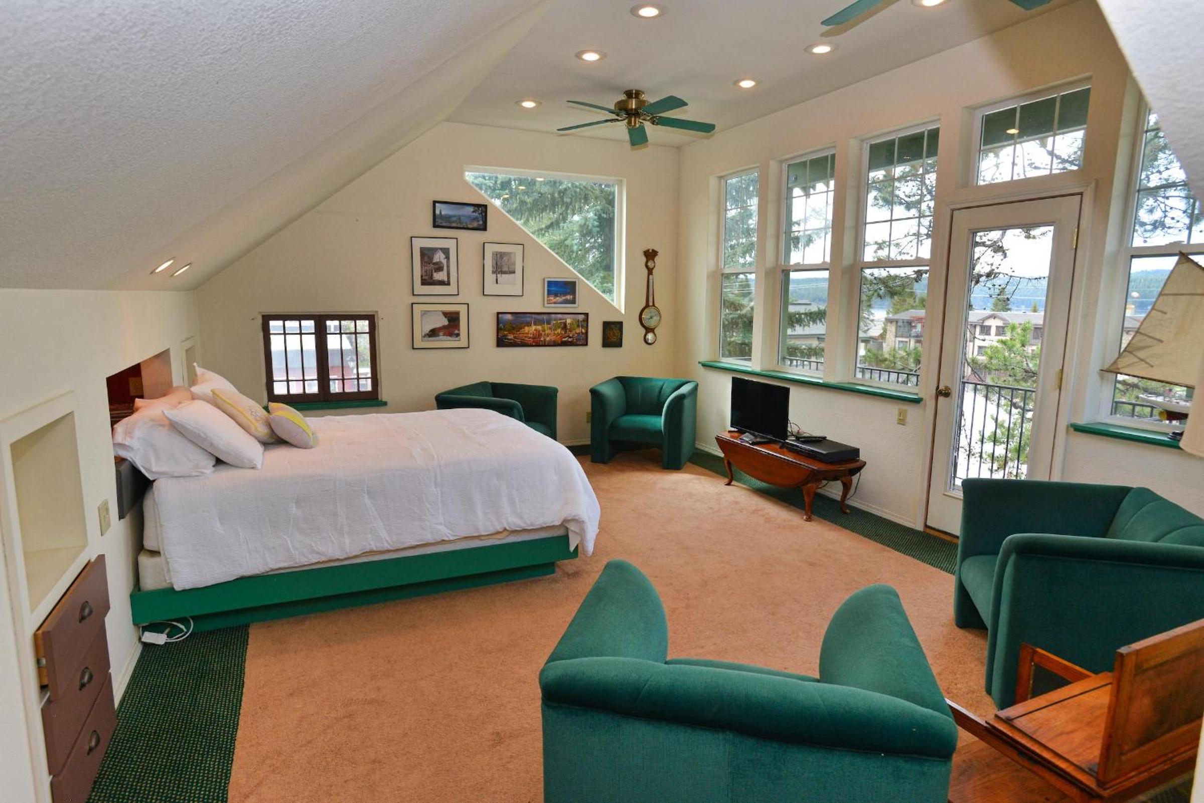 Room with a View by Casago McCall - Donerightmanagement view 3