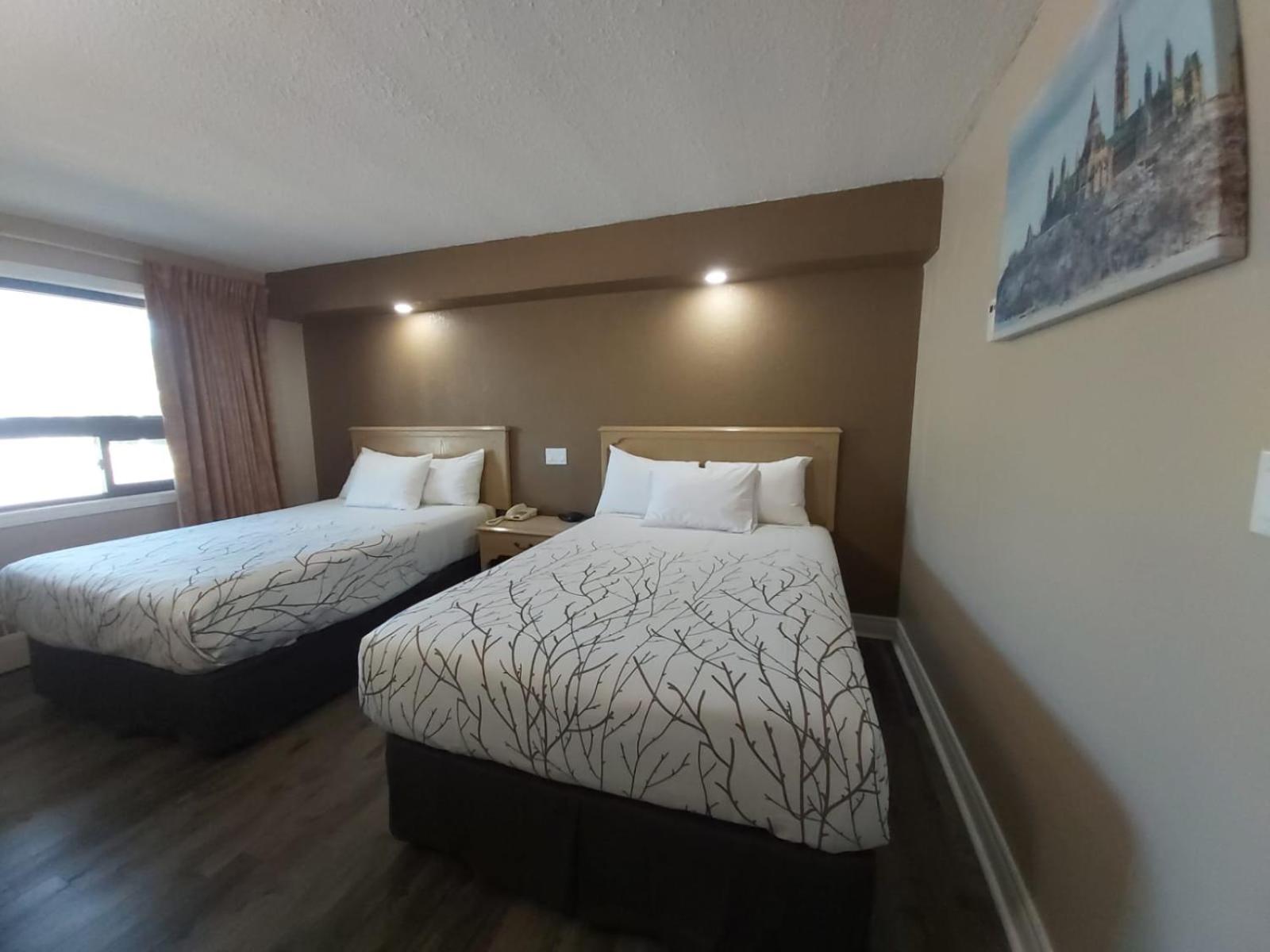 Arnprior Motor Inn
