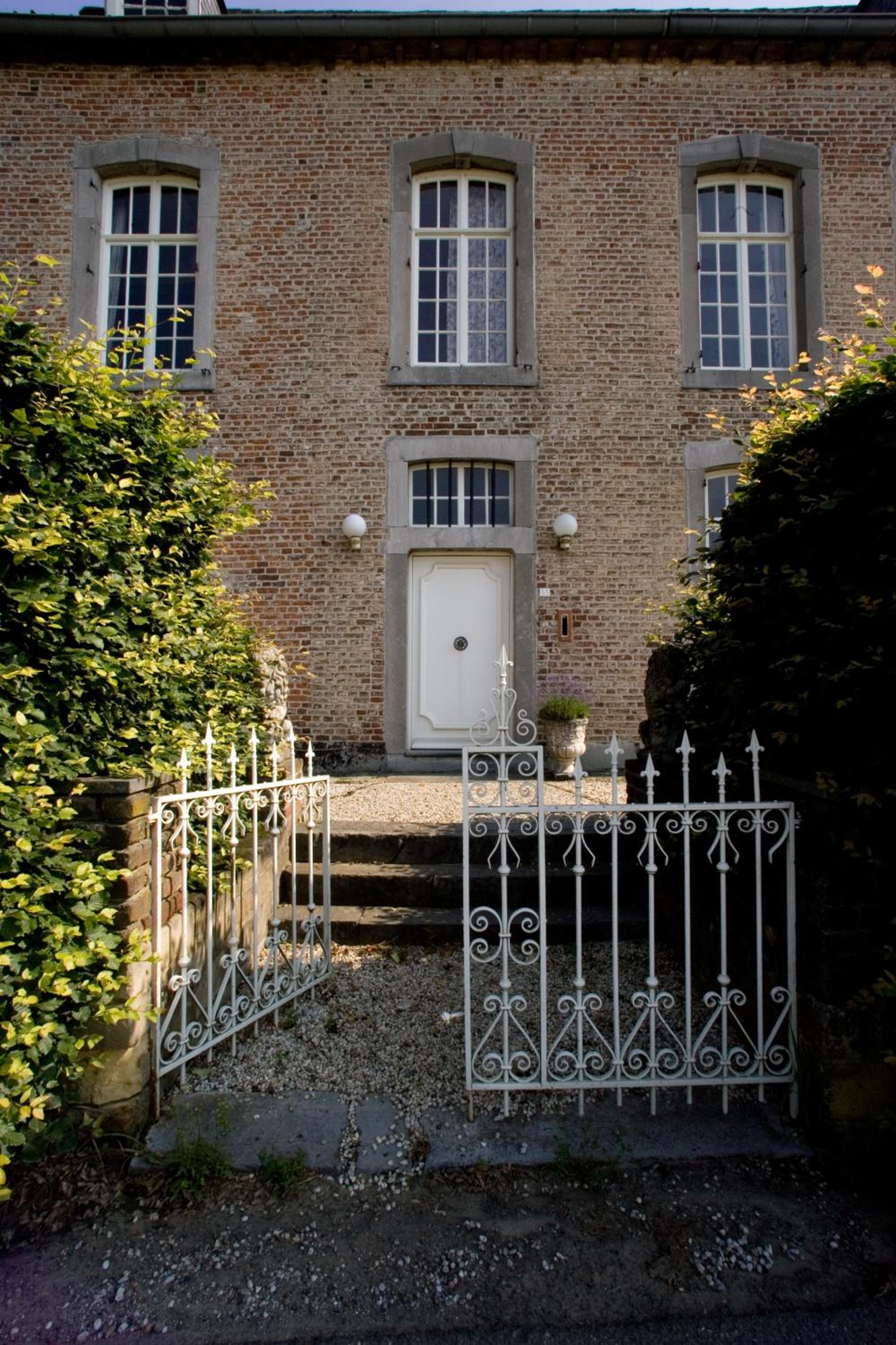 Photo 9