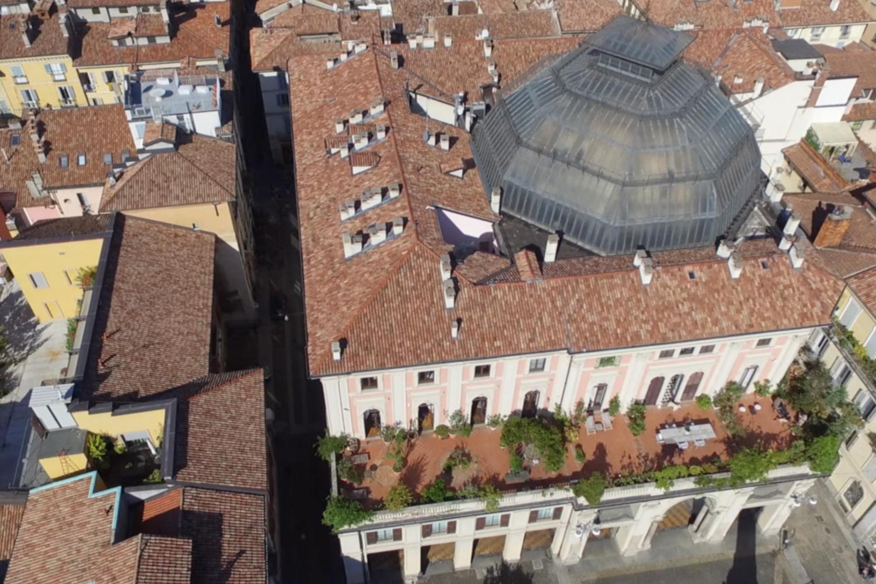 Arnaboldi Palace