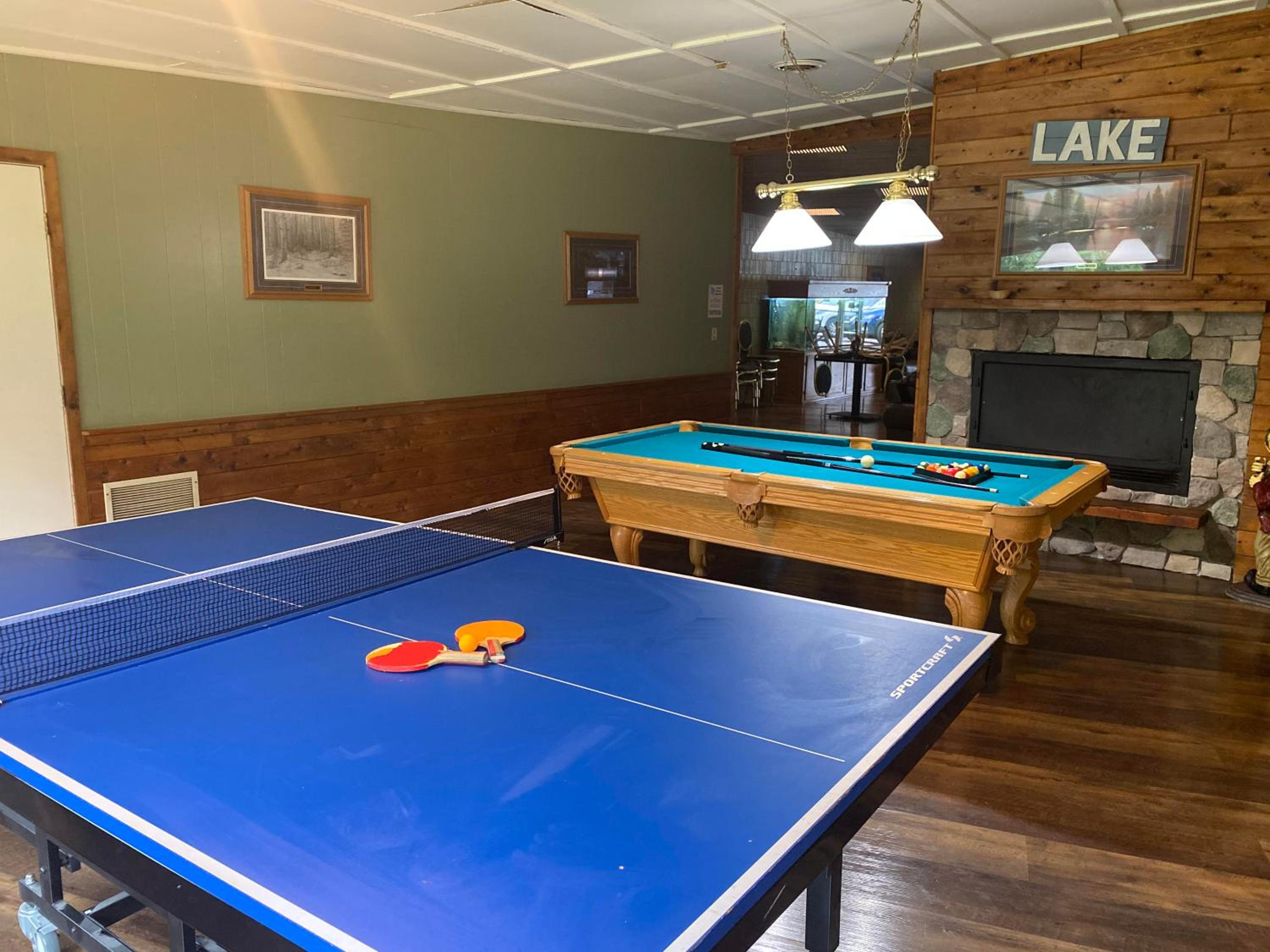 Hiawatha Lodge Inn