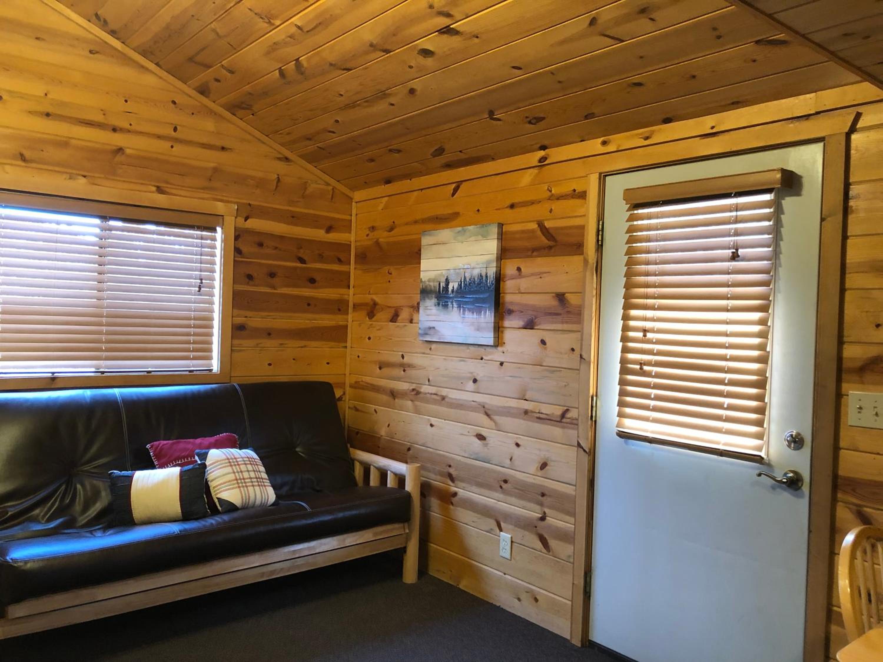 Mountain View Lodge & Cabins