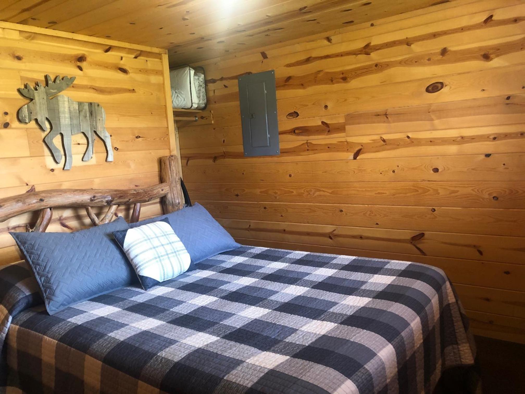 Mountain View Lodge & Cabins