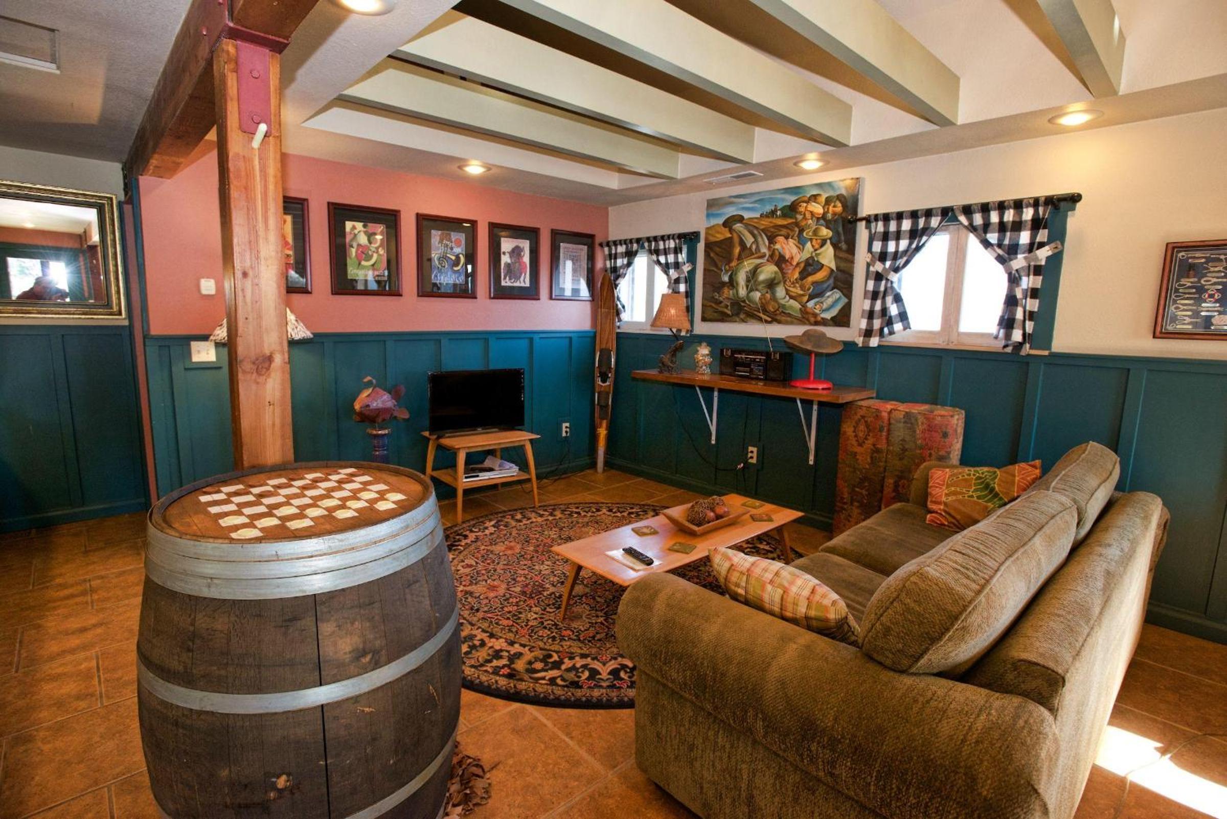 Cottage Inn by Casago McCall - Donerightmanagement view 4