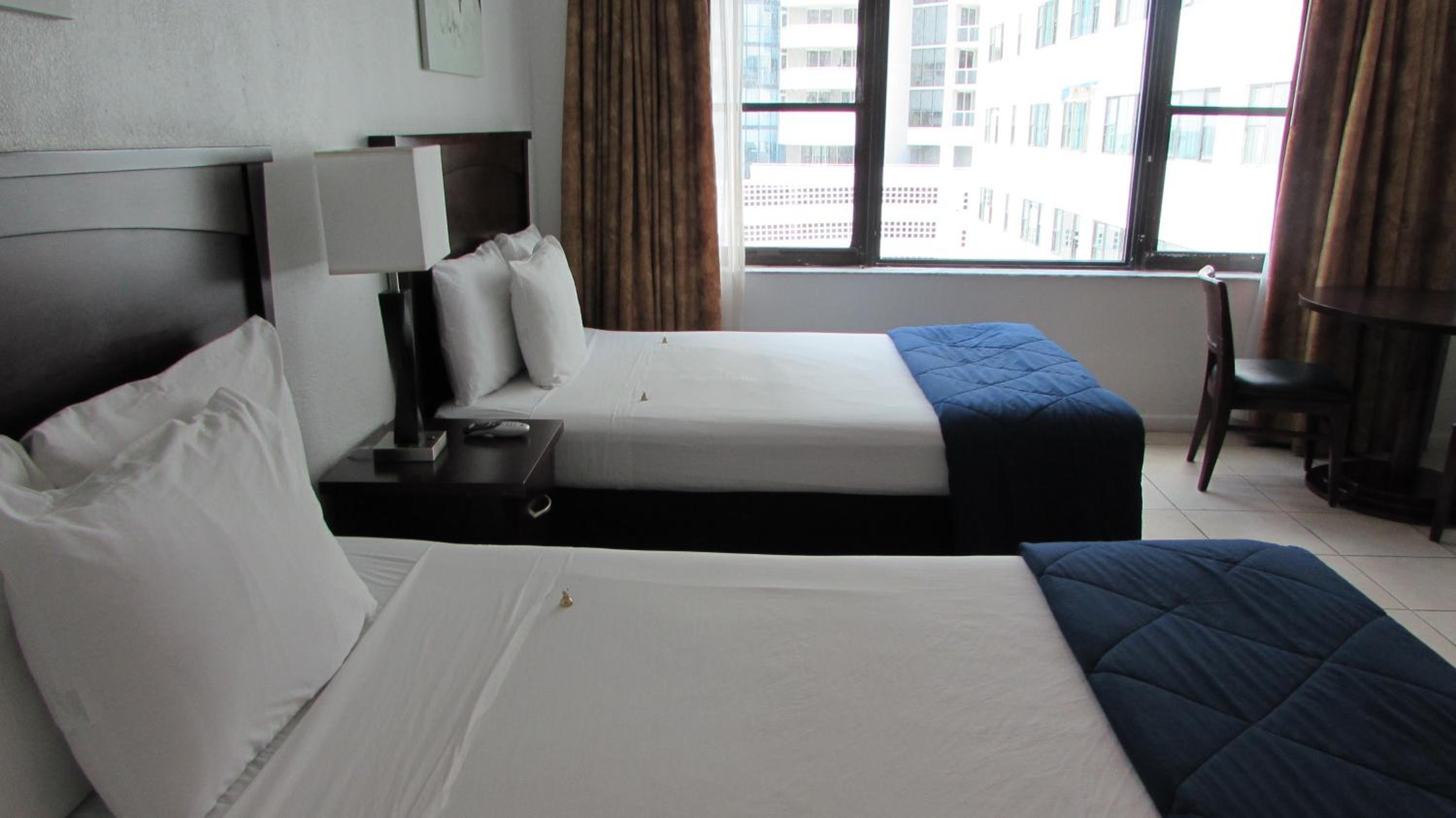 Ocean Front Casablanca Studios with FULL KITCHENS & Beach access By BL Rentals