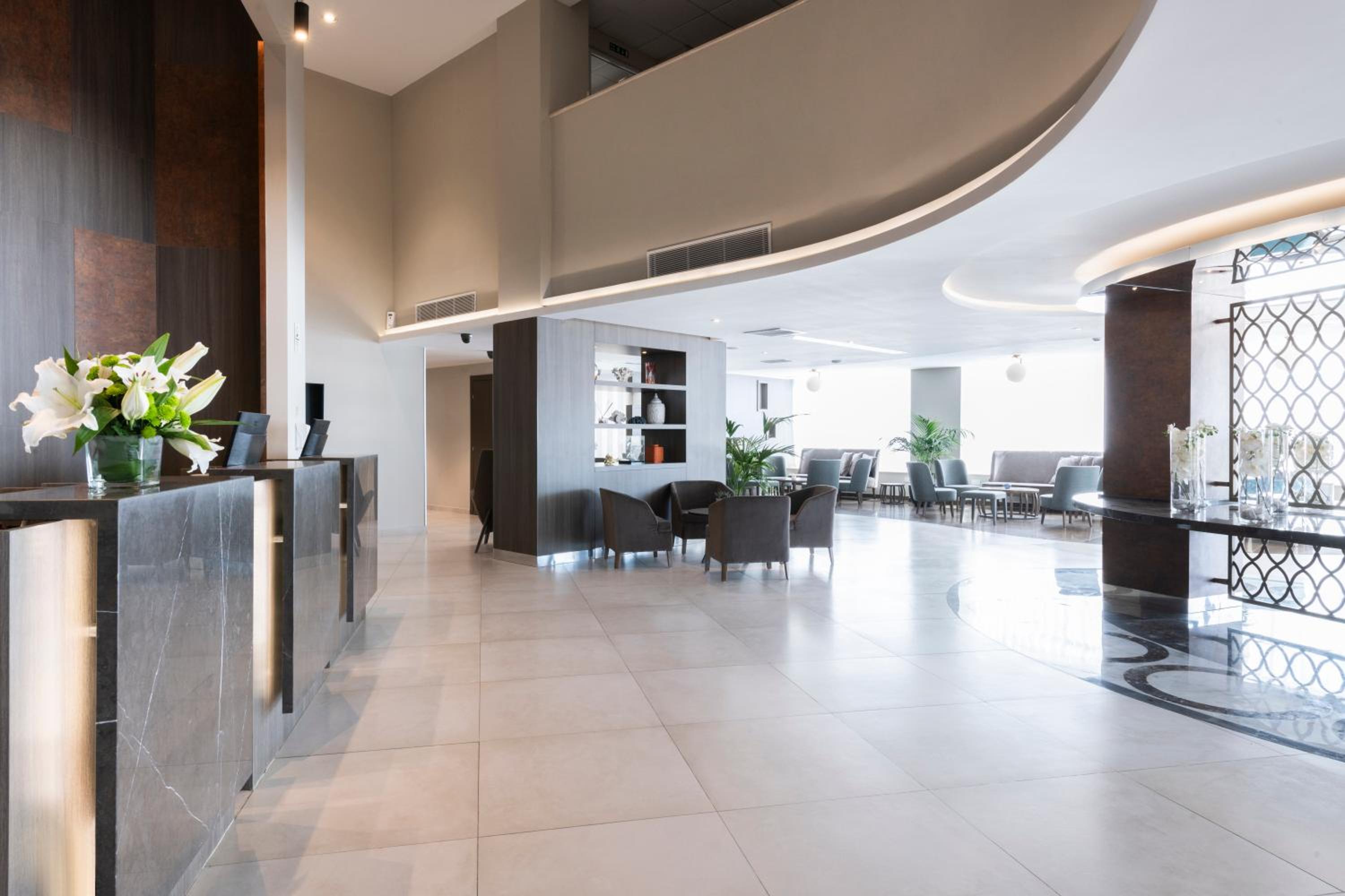 Sliema Vacations - Waterfront - Property Image 6