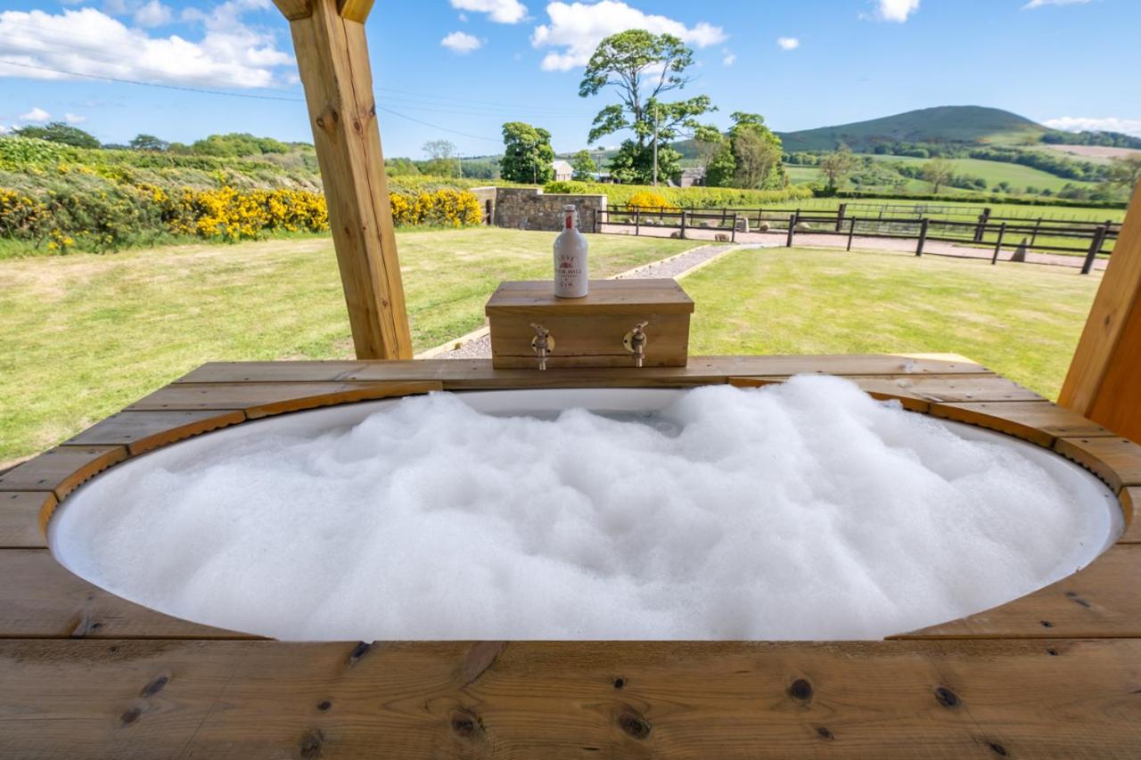 Hotel Heartland With Hot Tub