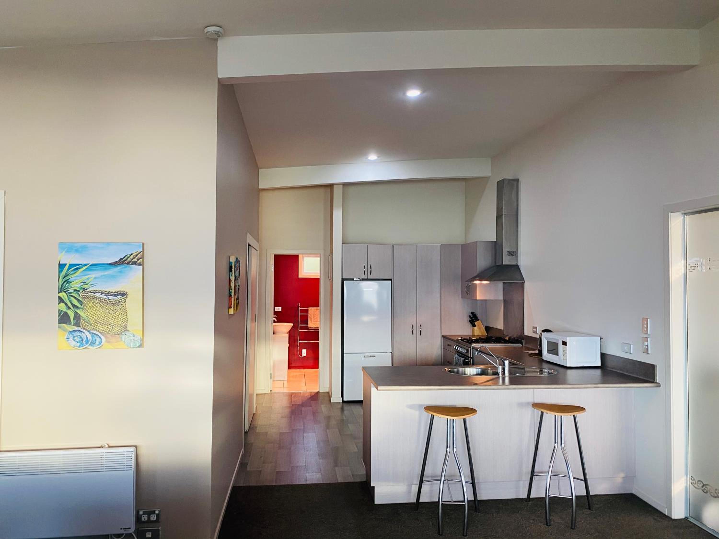 Mokorau Apartments - The Mukies view 4