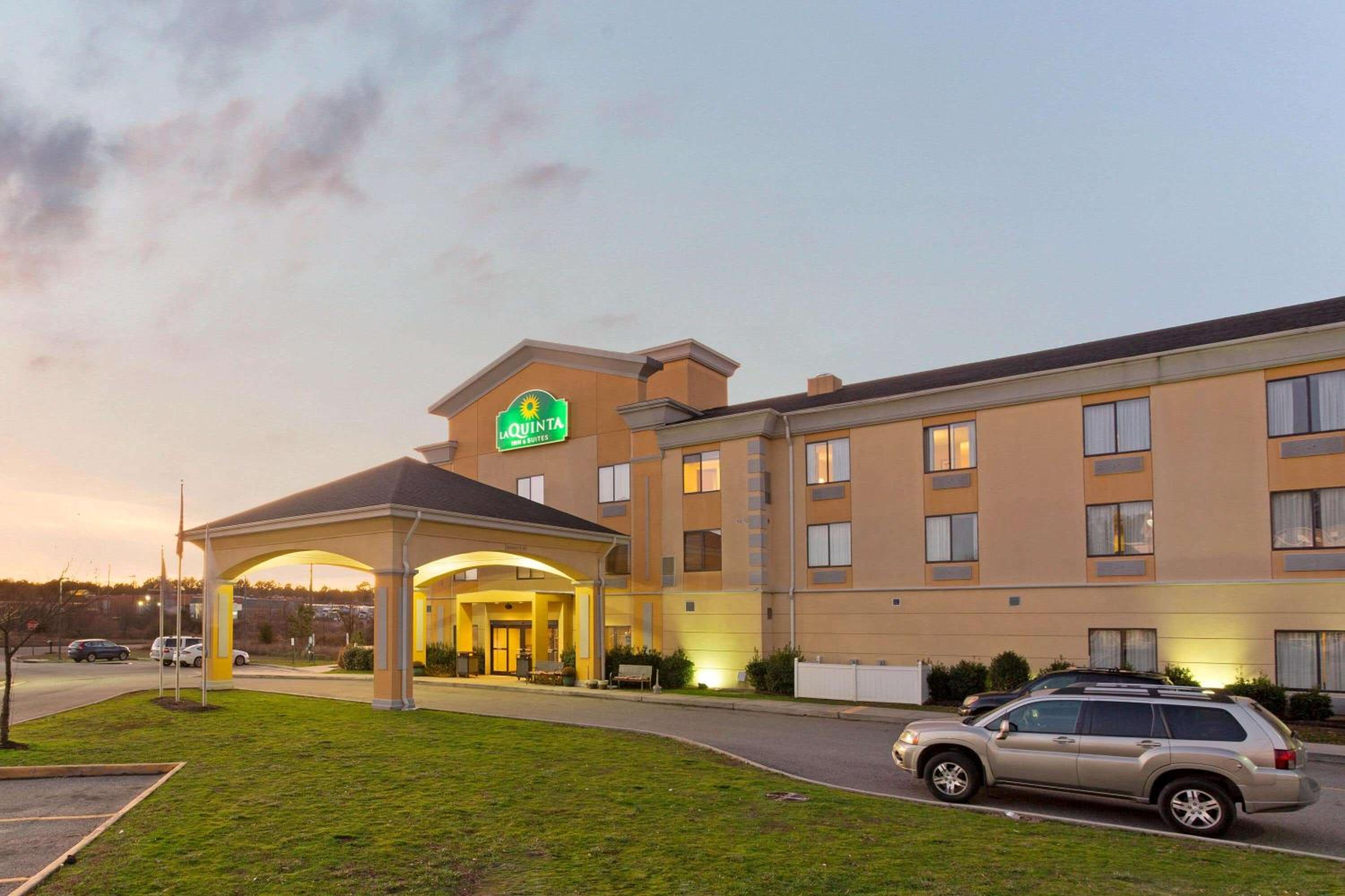 Garner Hotel Doswell Southeast by IHG view 3