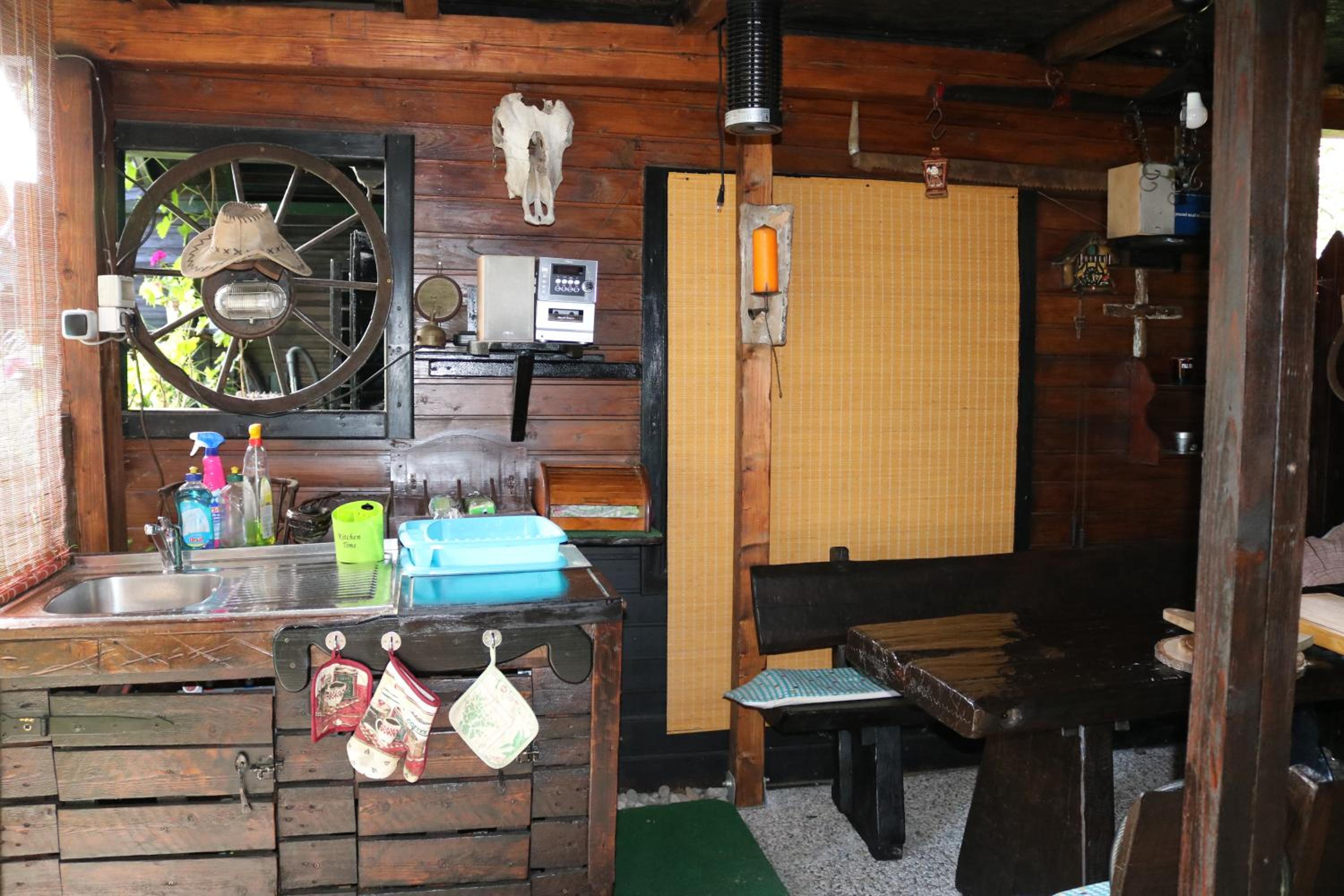 Photo 13