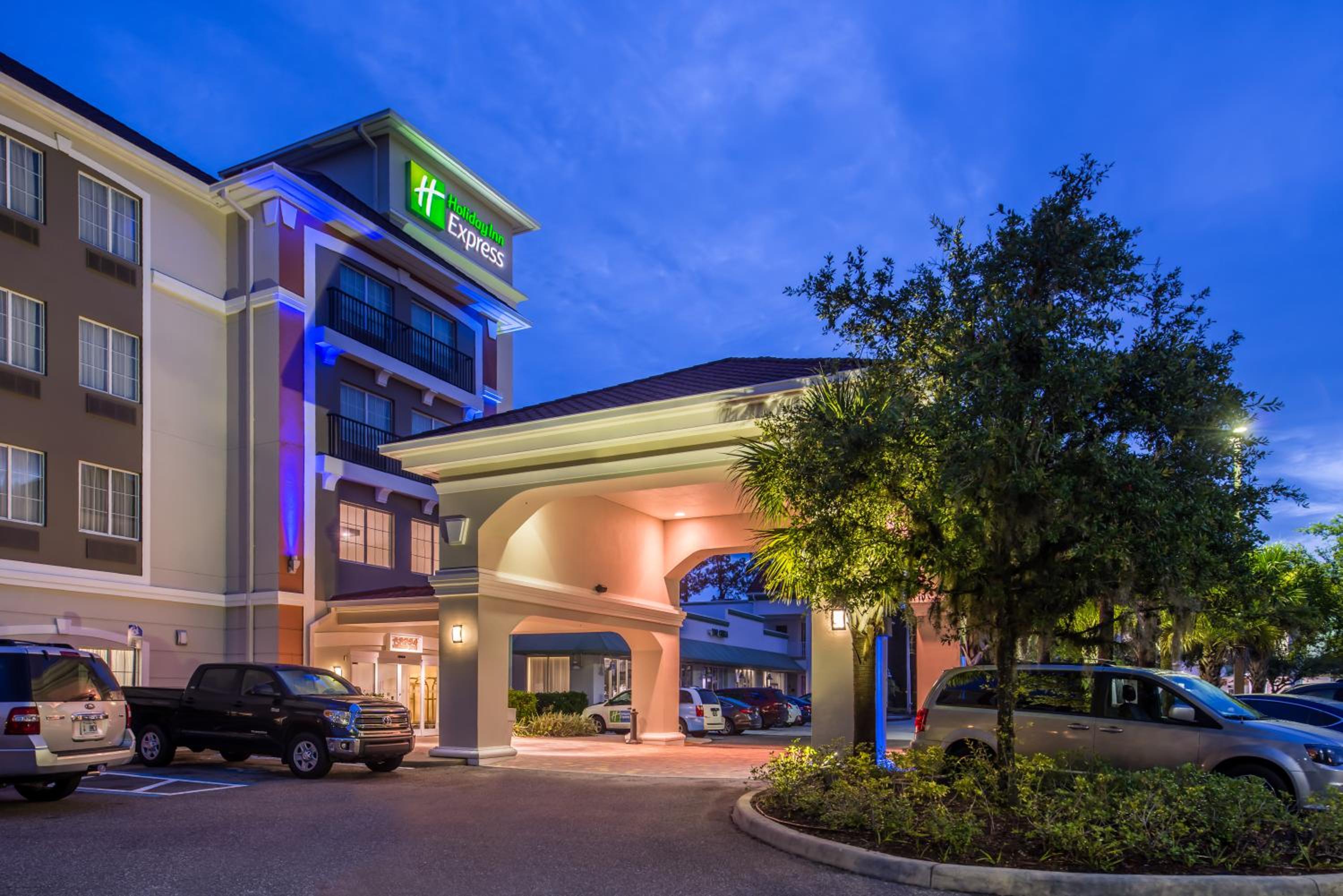 Tampa Bay Area Vacations - Holiday Inn Express Tampa North Telecom Park, an IHG Hotel - Property Image 1