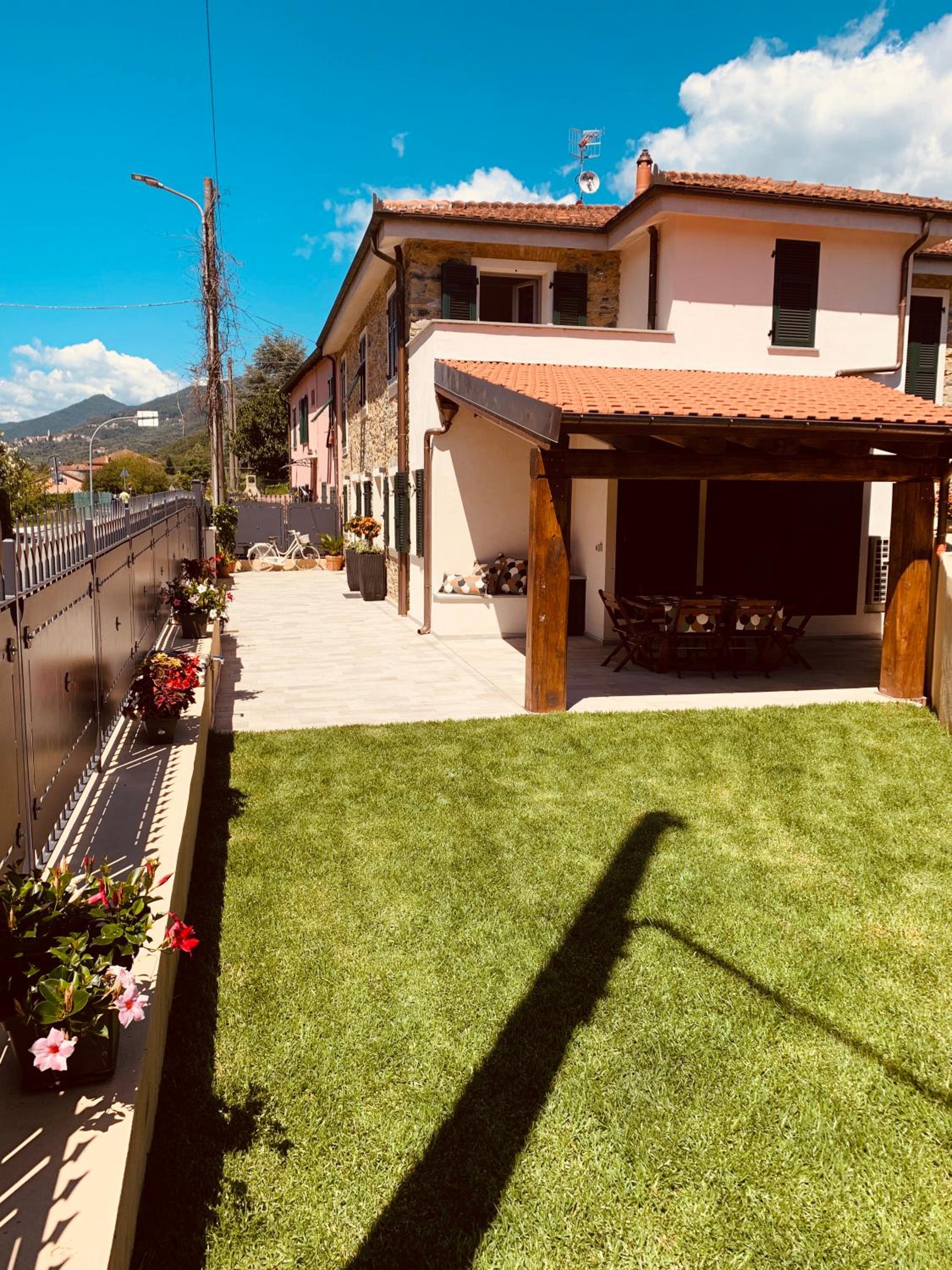 Cabanè Bed and Breakfast view 2